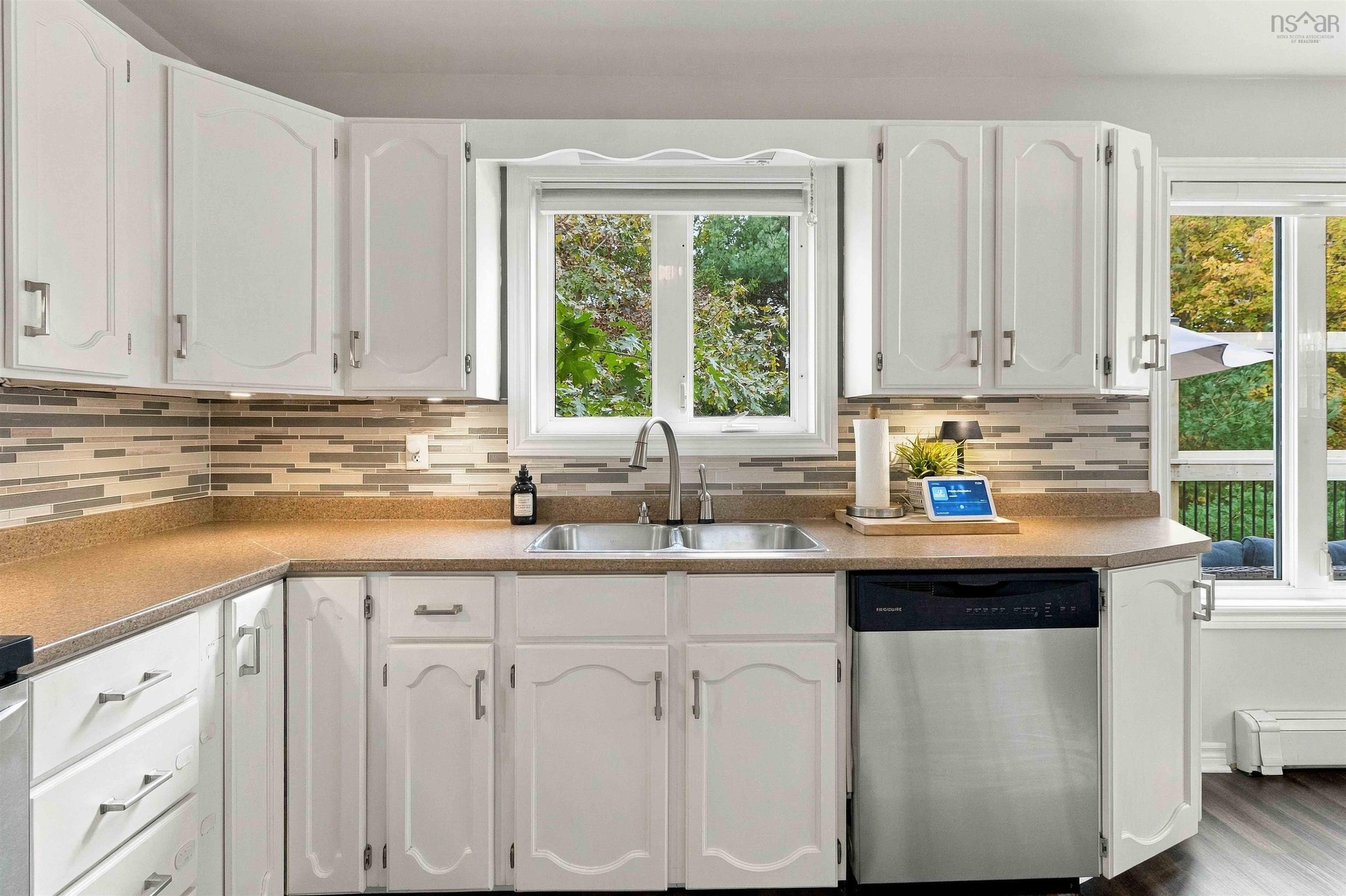 View image 16