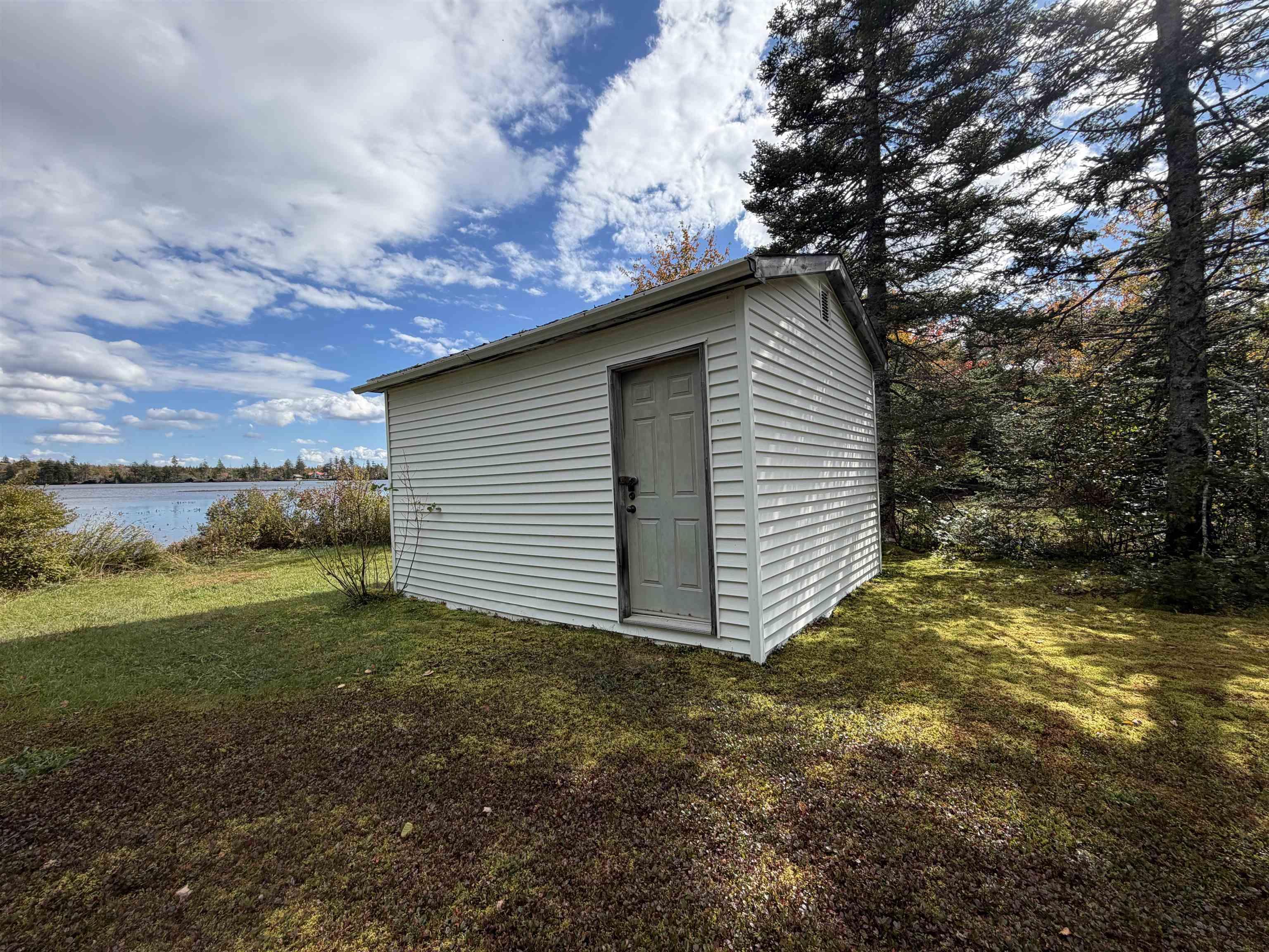 View image 18