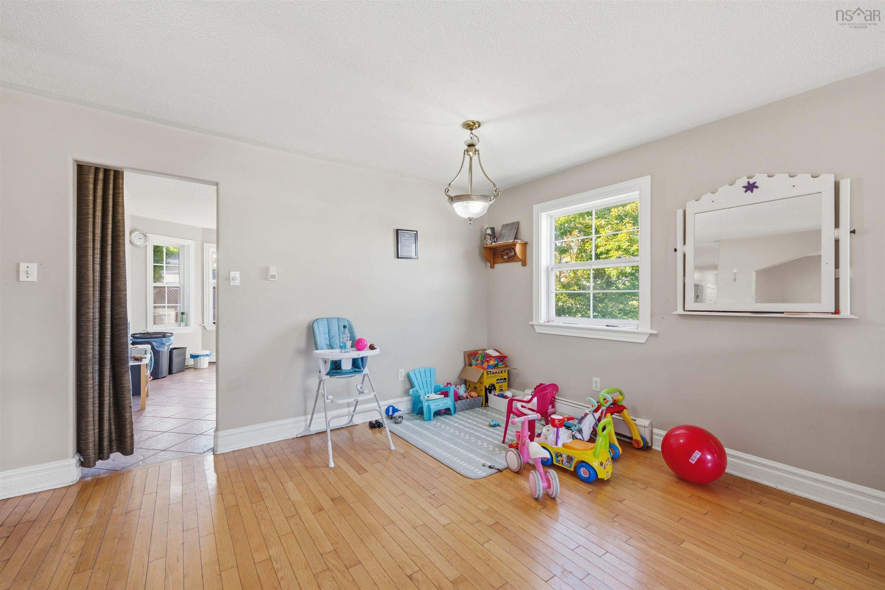 View image 18