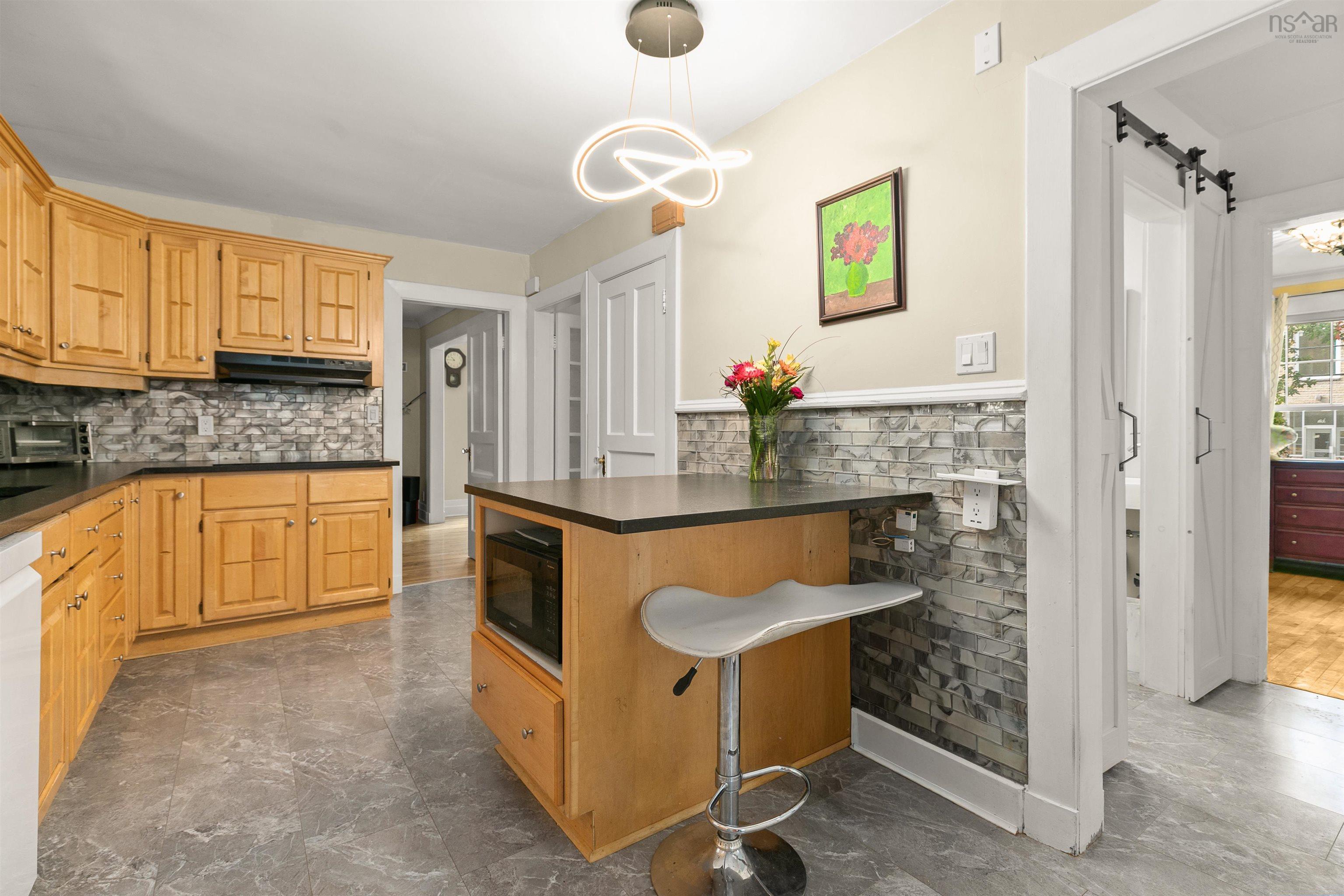 View image 11