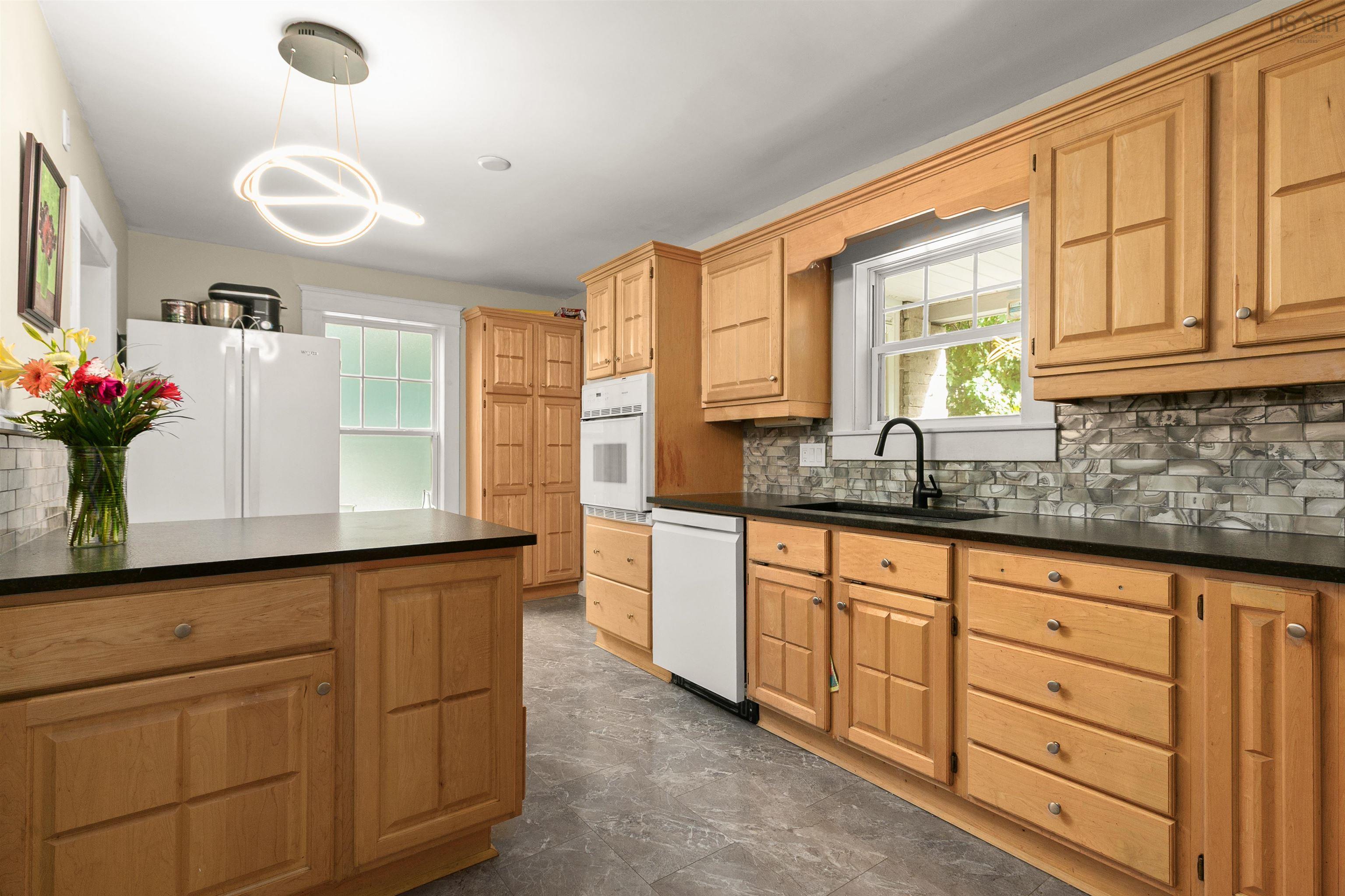 View image 12
