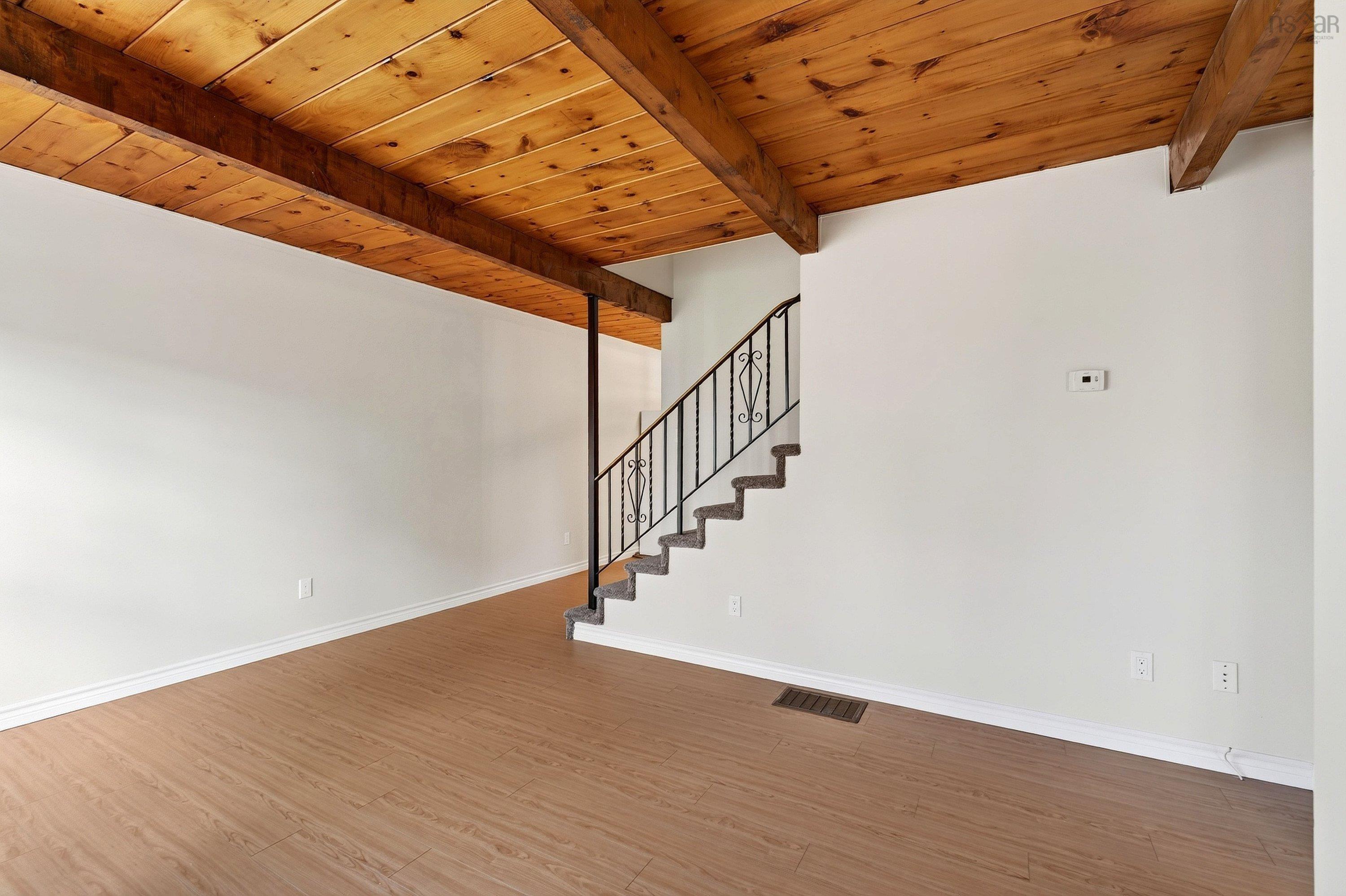 View image 12
