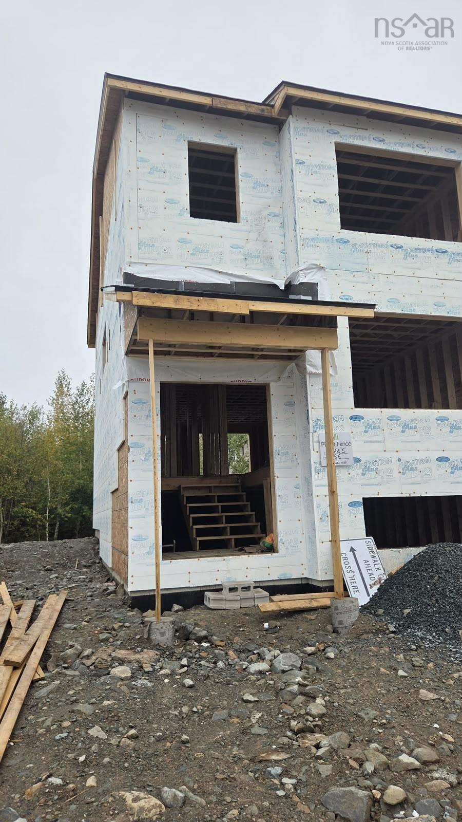 Thumbnail image for 66 Lier Ridge MLS<sup>®</sup> 202626179