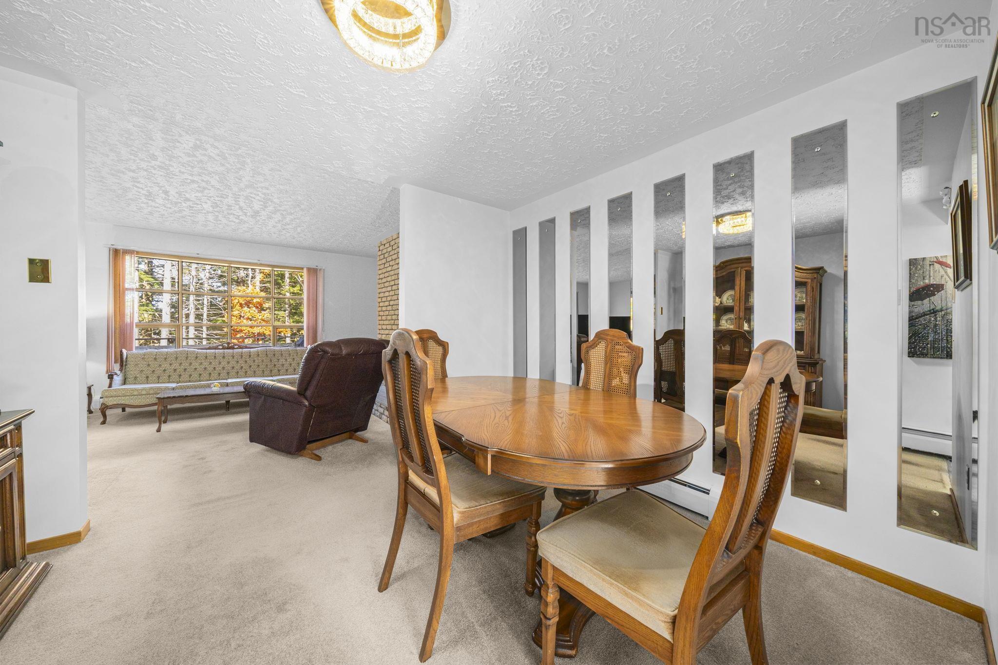 View image 11
