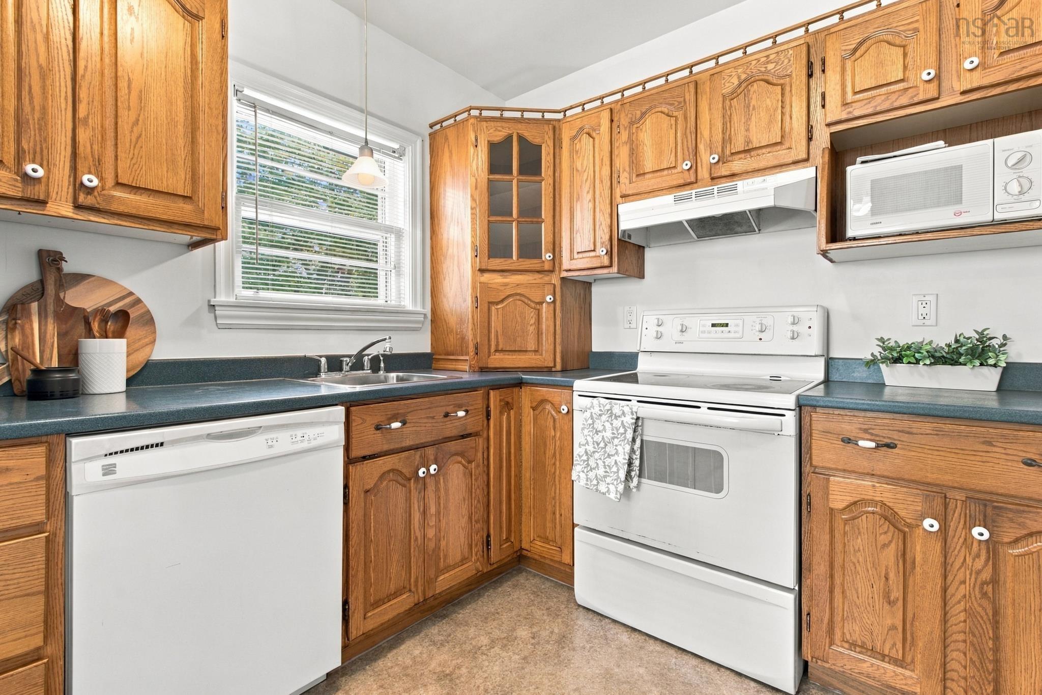 View image 11