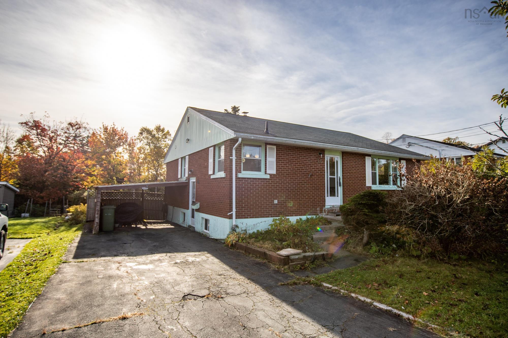 Thumbnail image for 16 Juniper Crescent MLS<sup>®</sup> 202626232