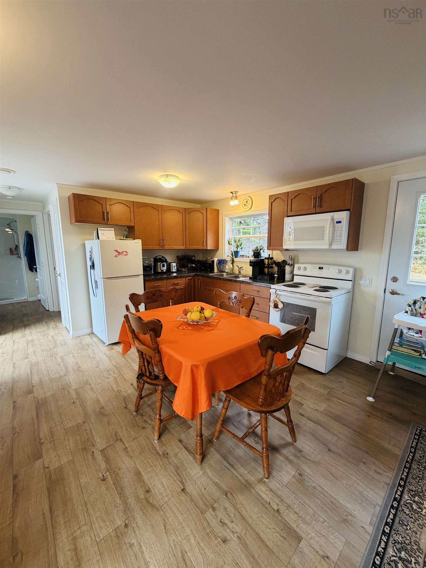 View image 11