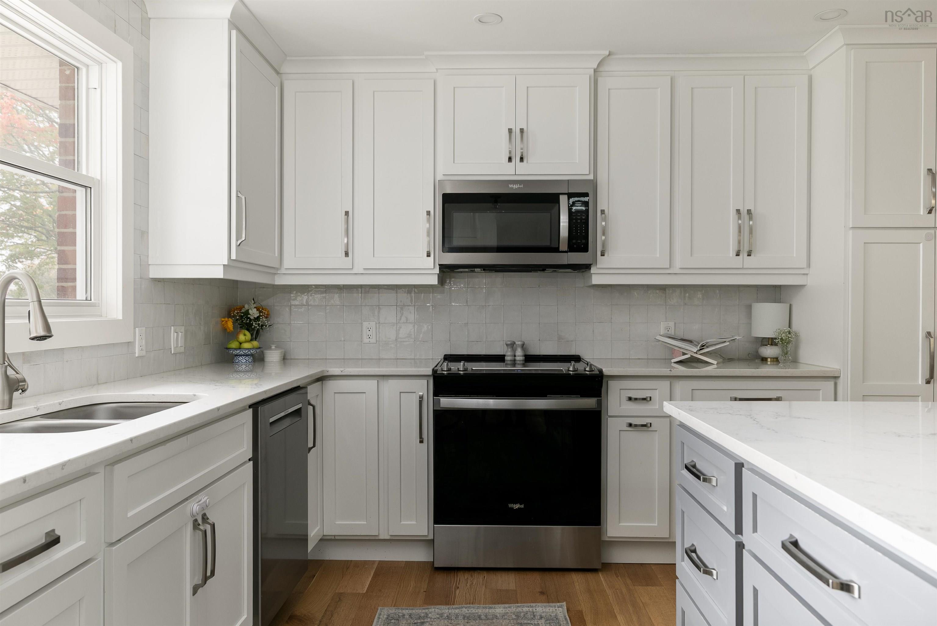 View image 11