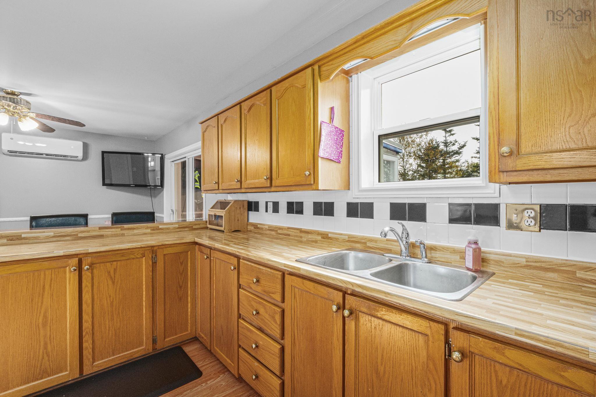 View image 12