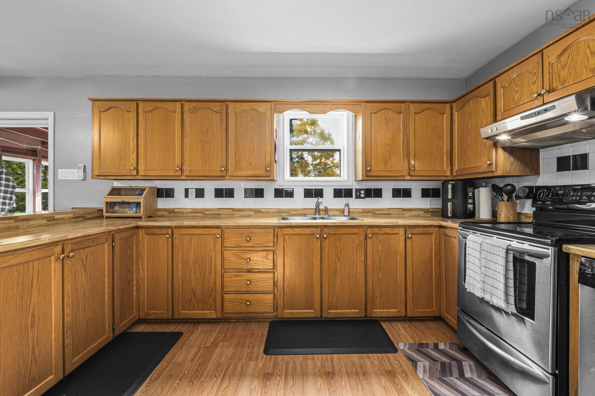 View image 9