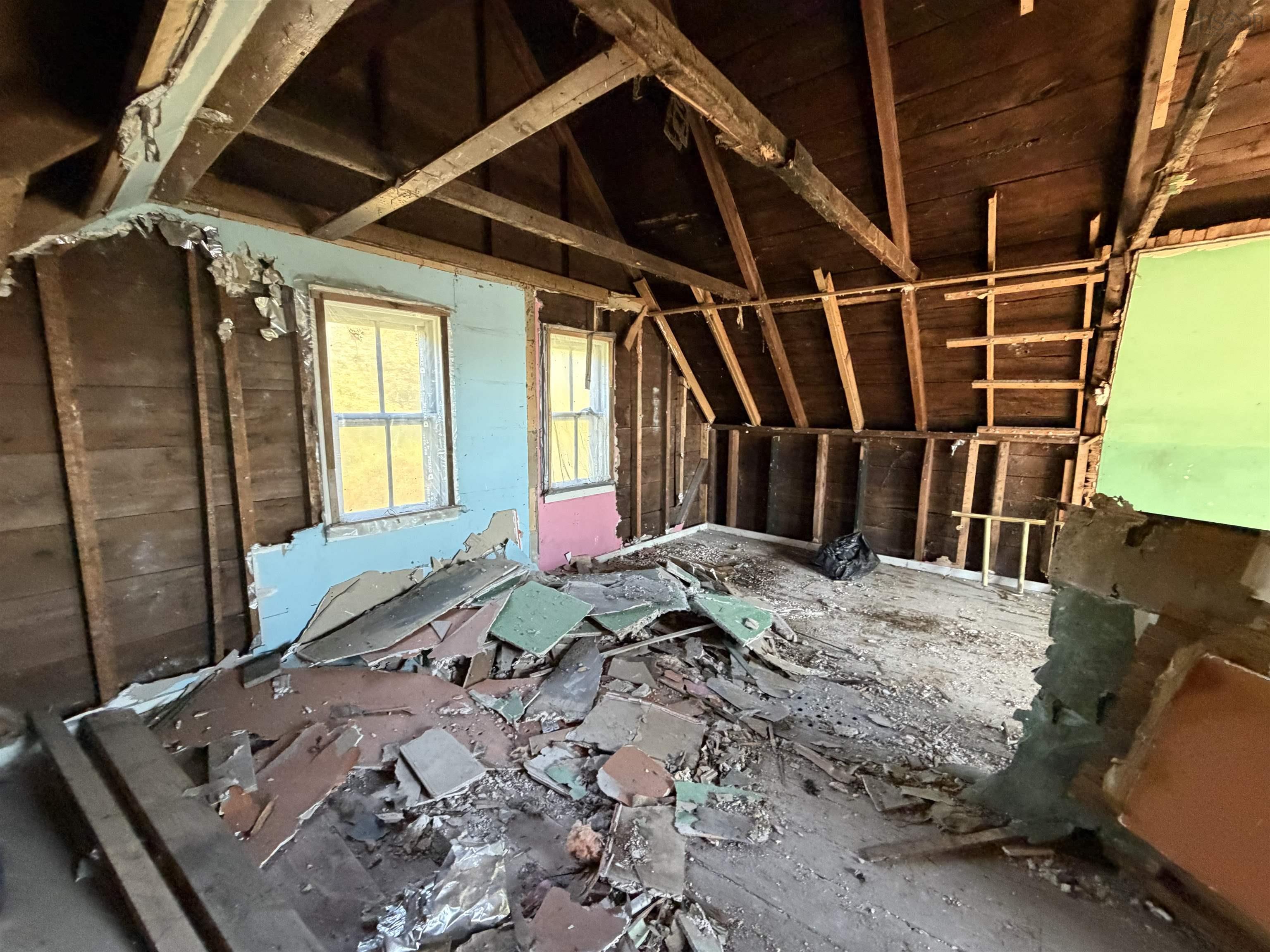 View image 17