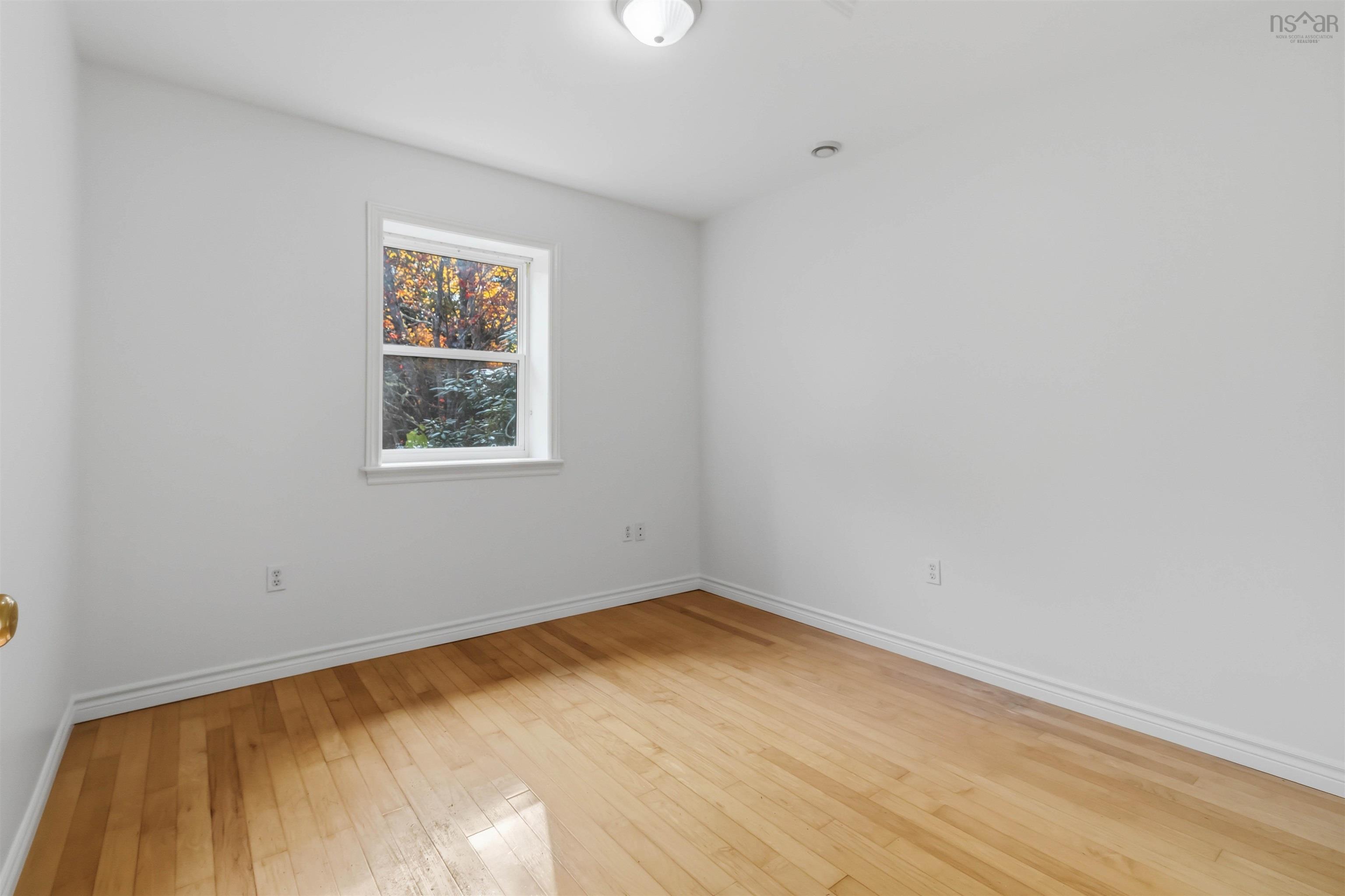 View image 18