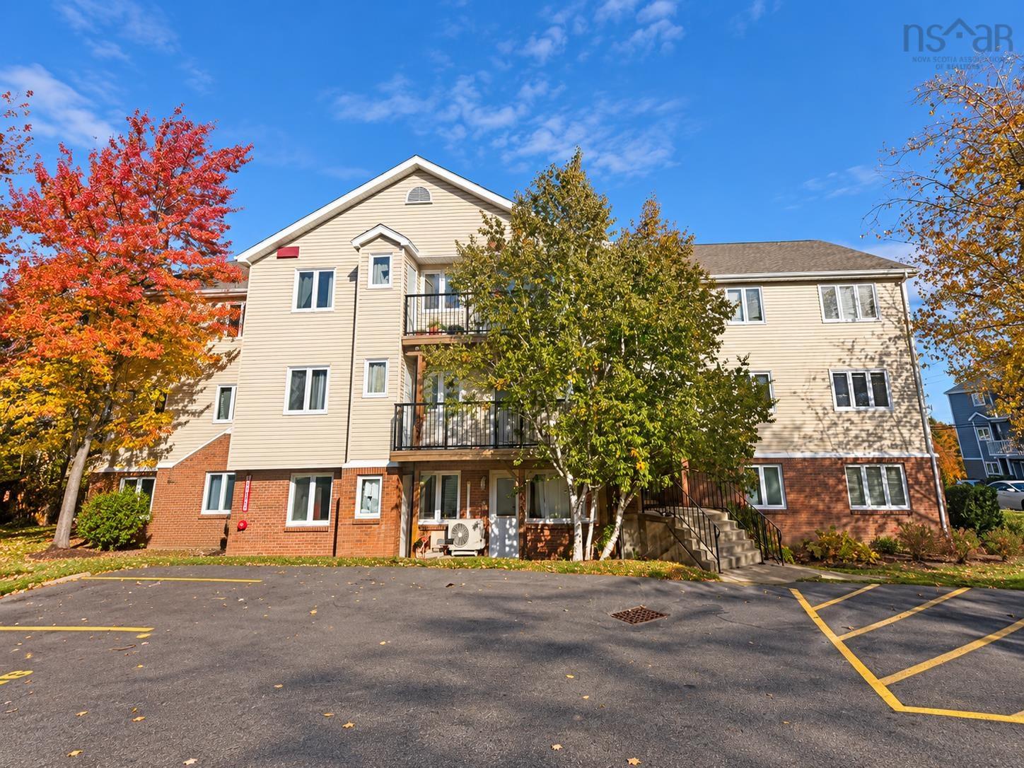 Thumbnail image for 303 131 Farnham Gate Road MLS<sup>®</sup> 202626415