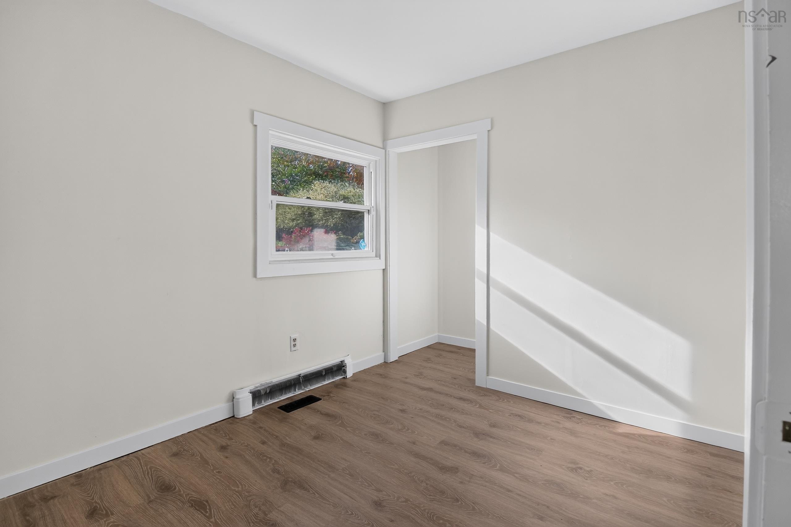 View image 19