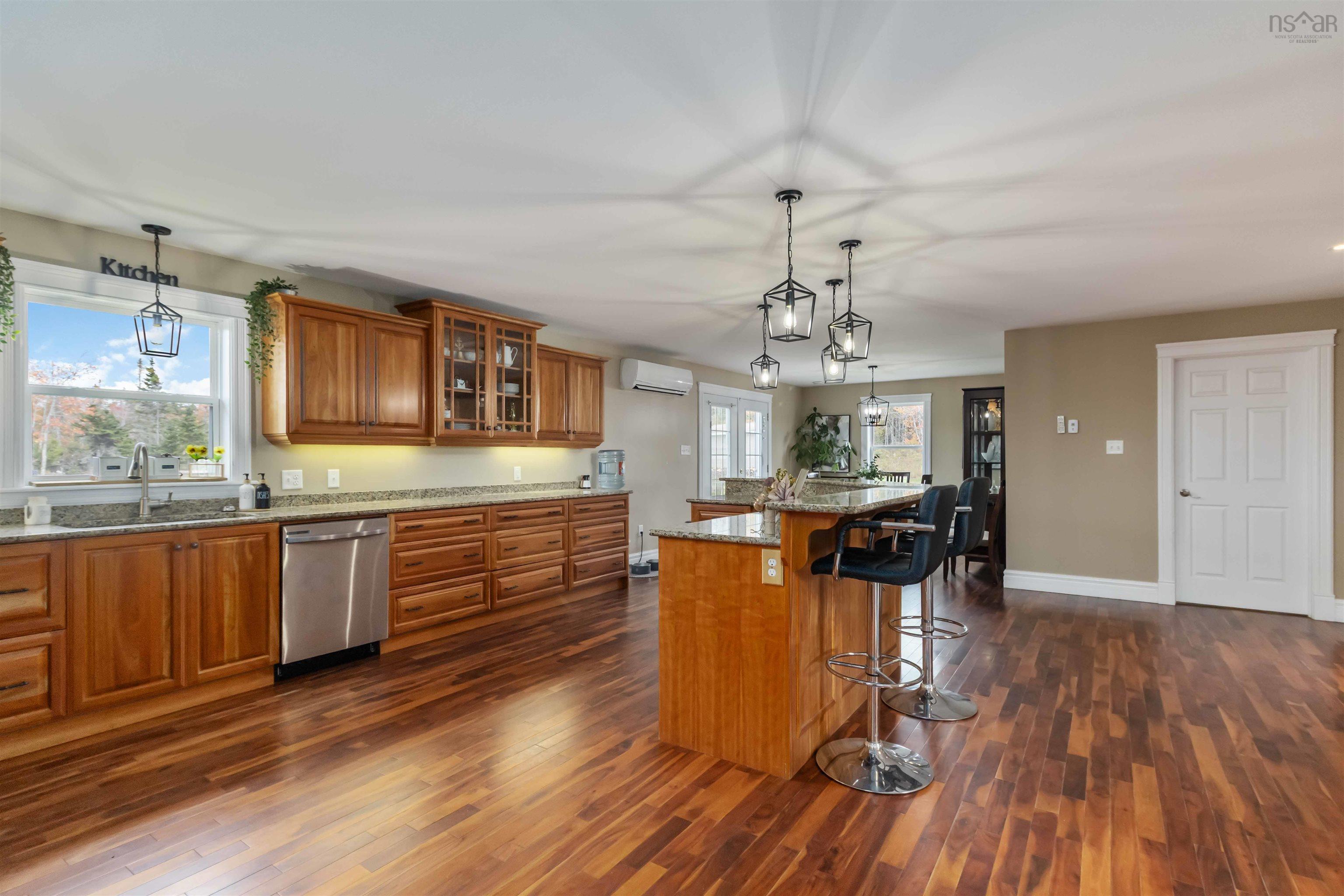 View image 18