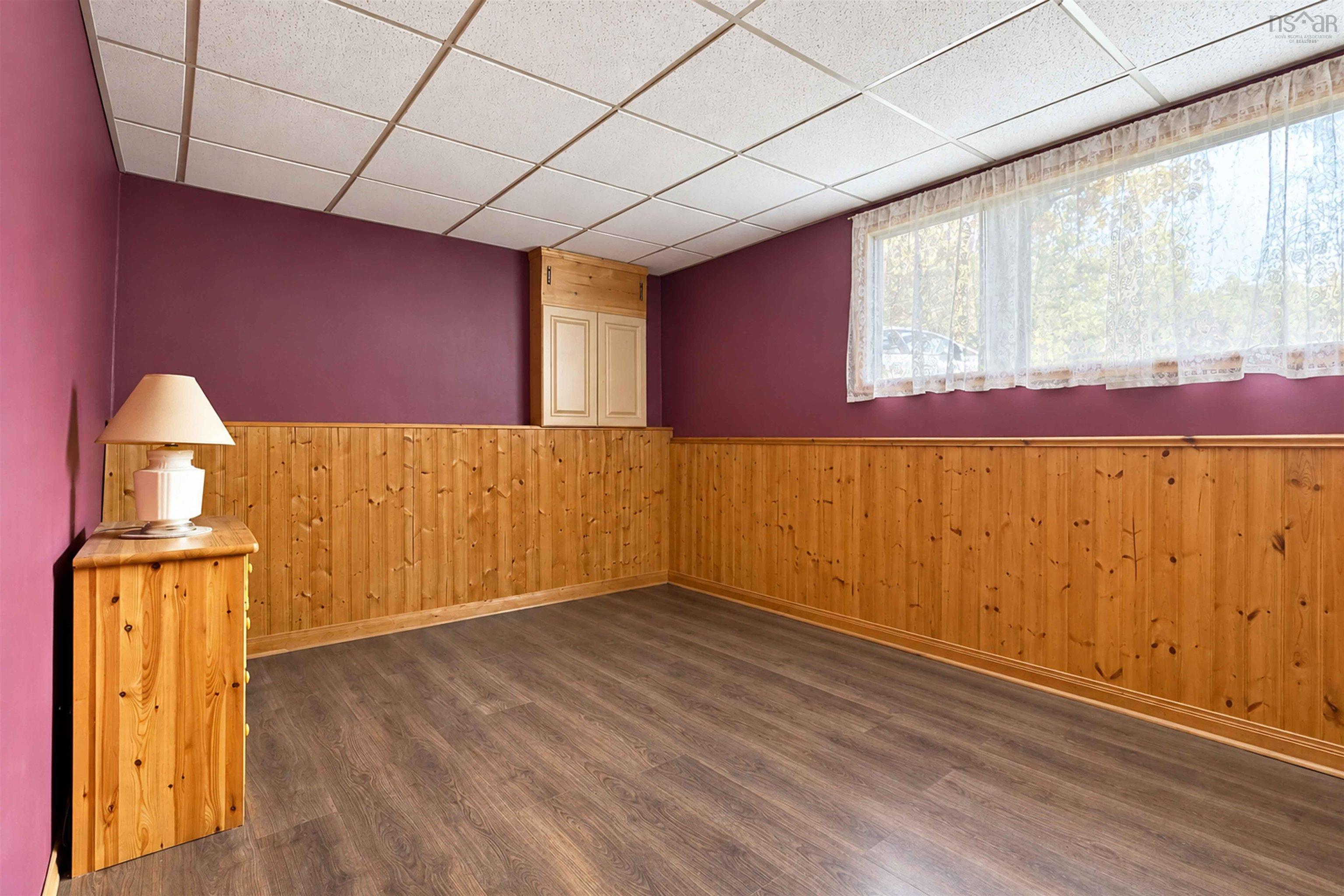 View image 18