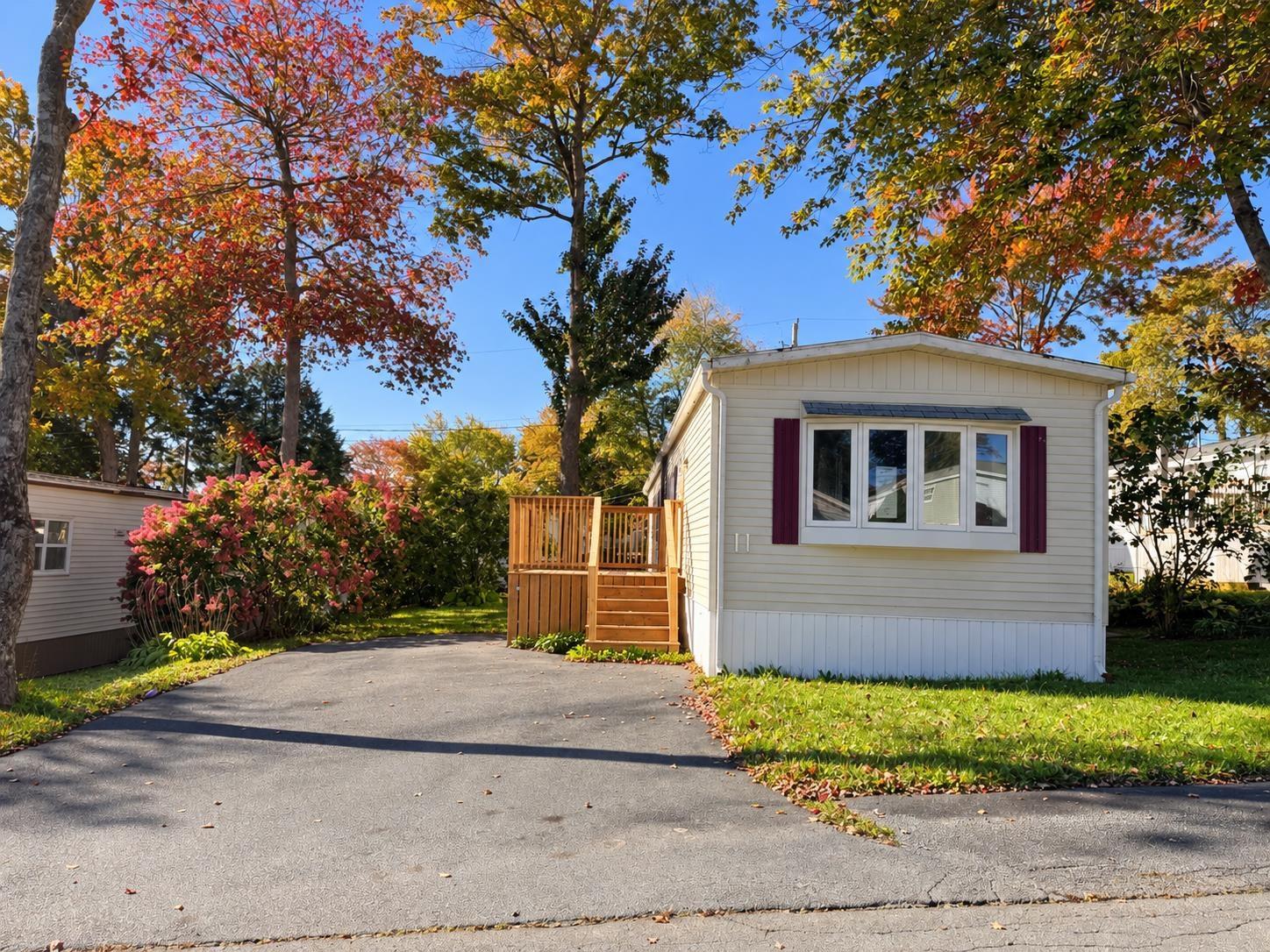 Thumbnail image for 11 Fourth Street MLS<sup>®</sup> 202626460