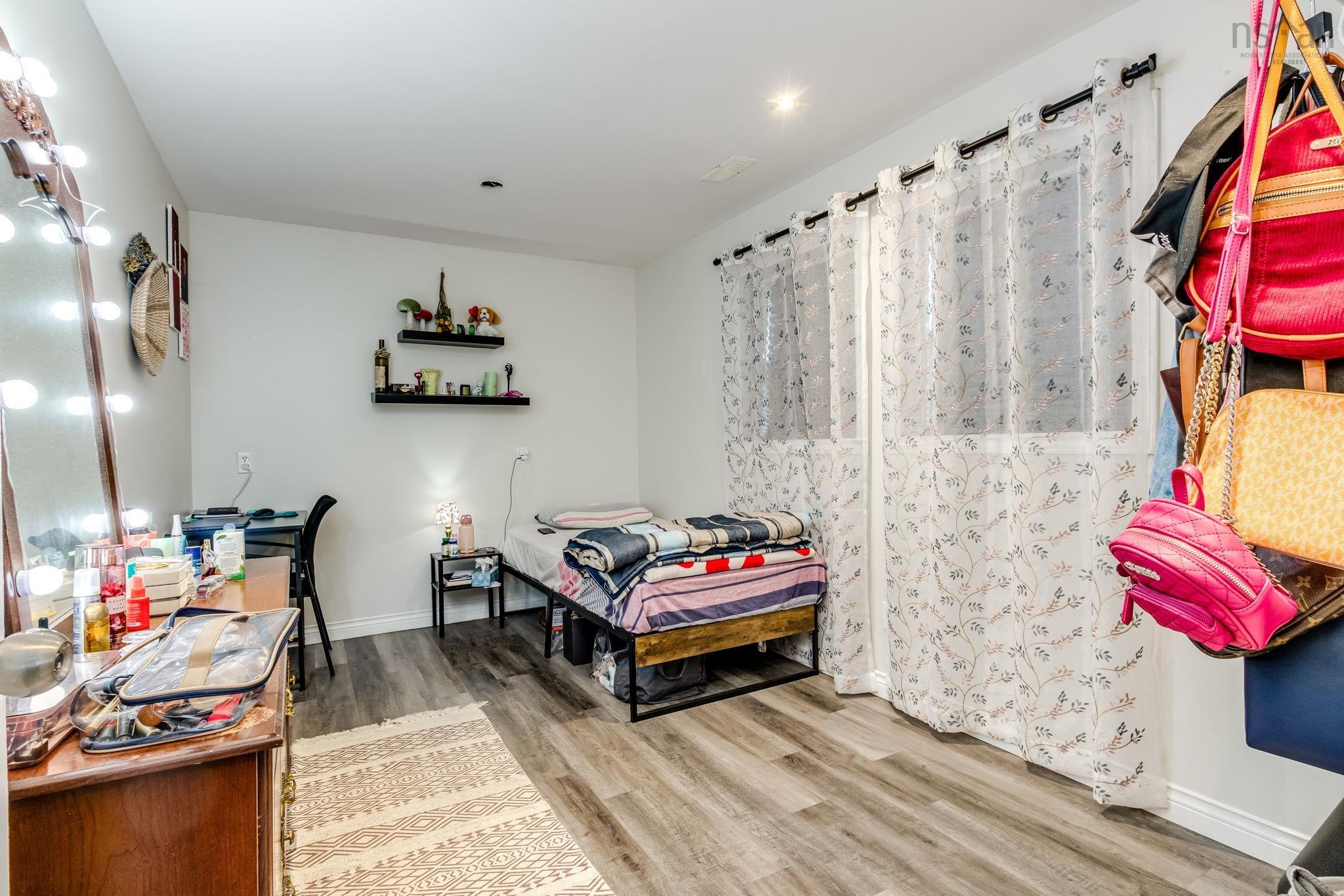 View image 17
