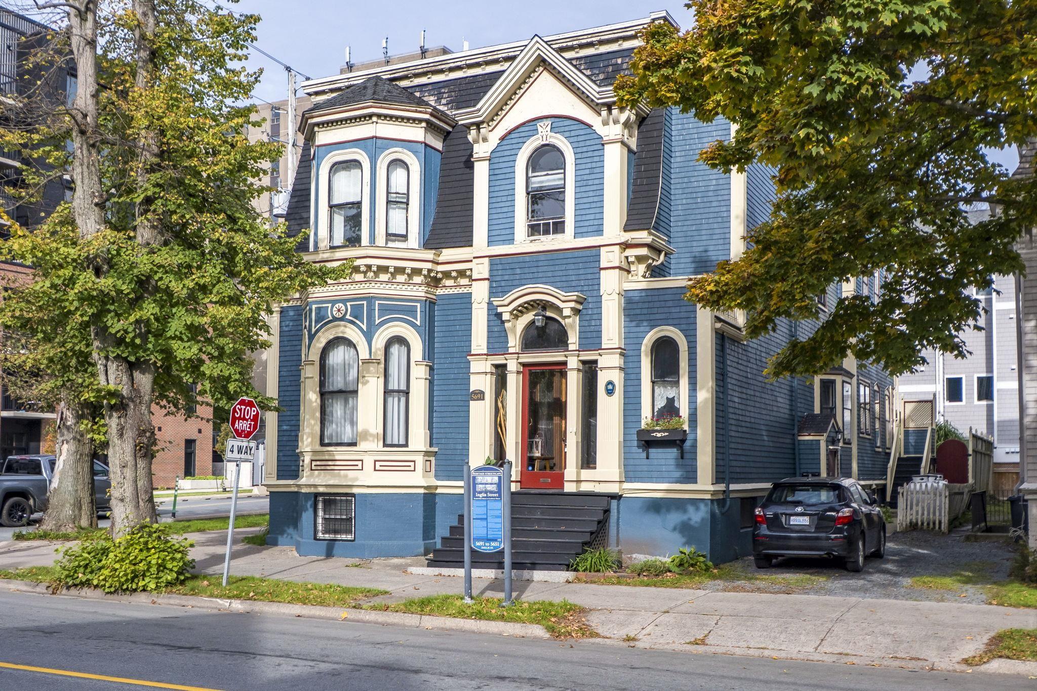 Thumbnail image for 5691 INGLIS Street MLS<sup>®</sup> 202626581