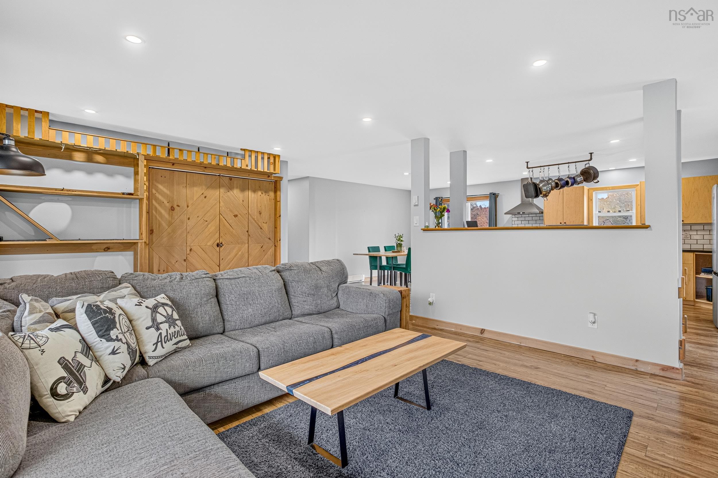 View image 17