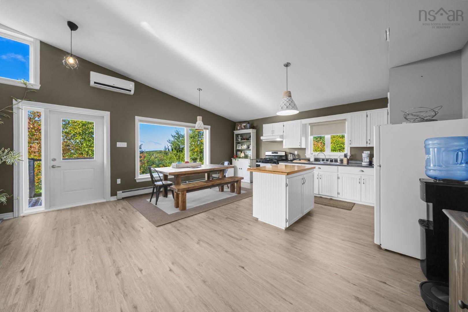 View image 12