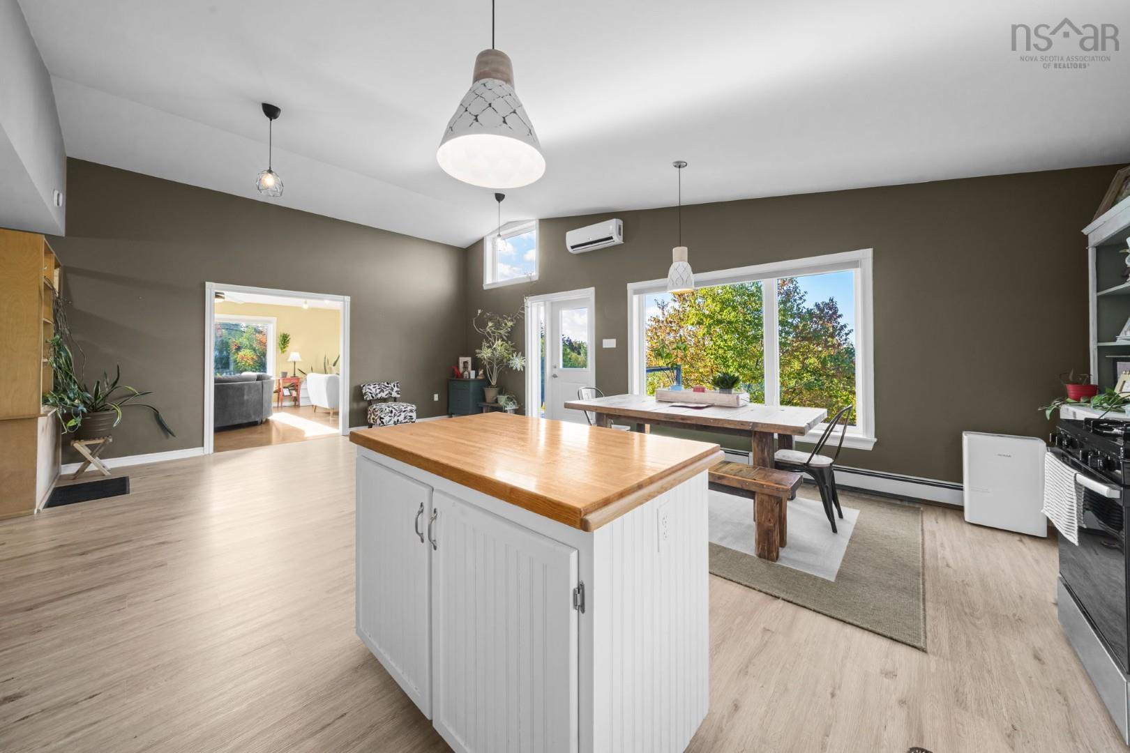 View image 17