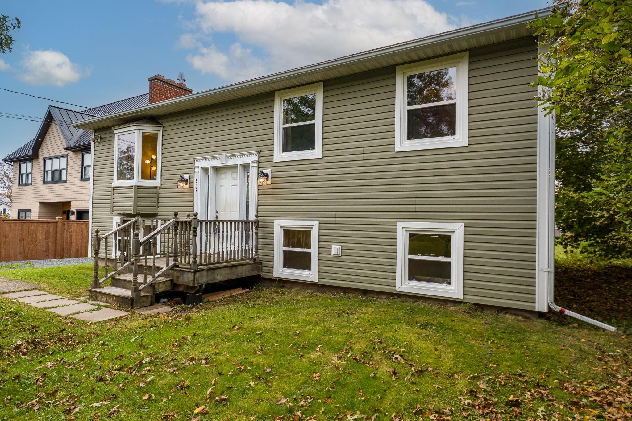 View image 18