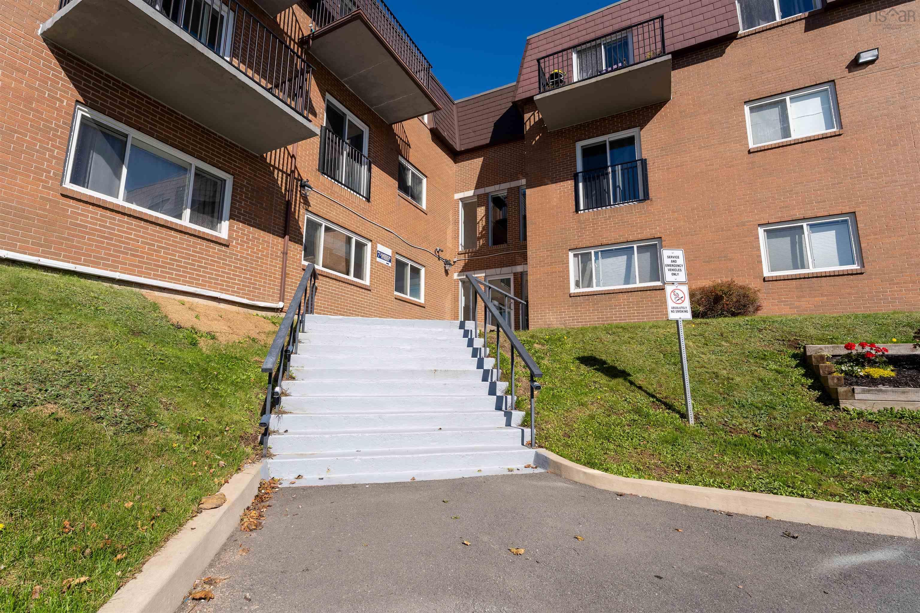 Thumbnail image for 325 7 Jamieson Street MLS<sup>®</sup> 202626662