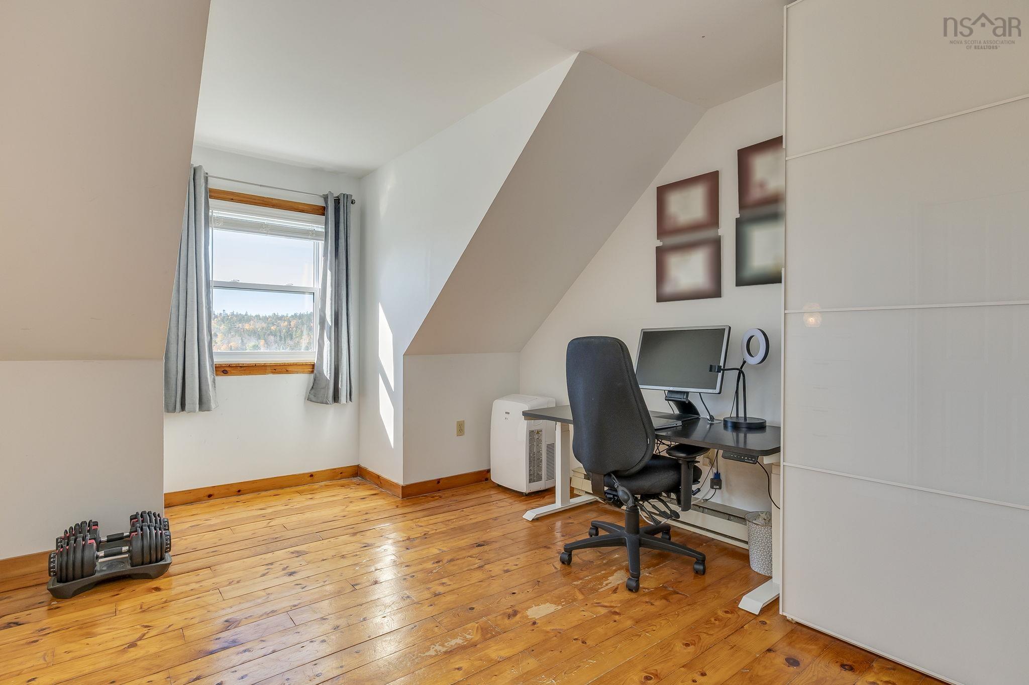 View image 17