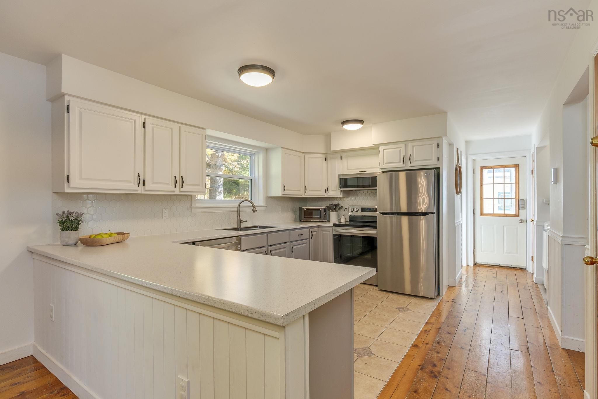 View image 9