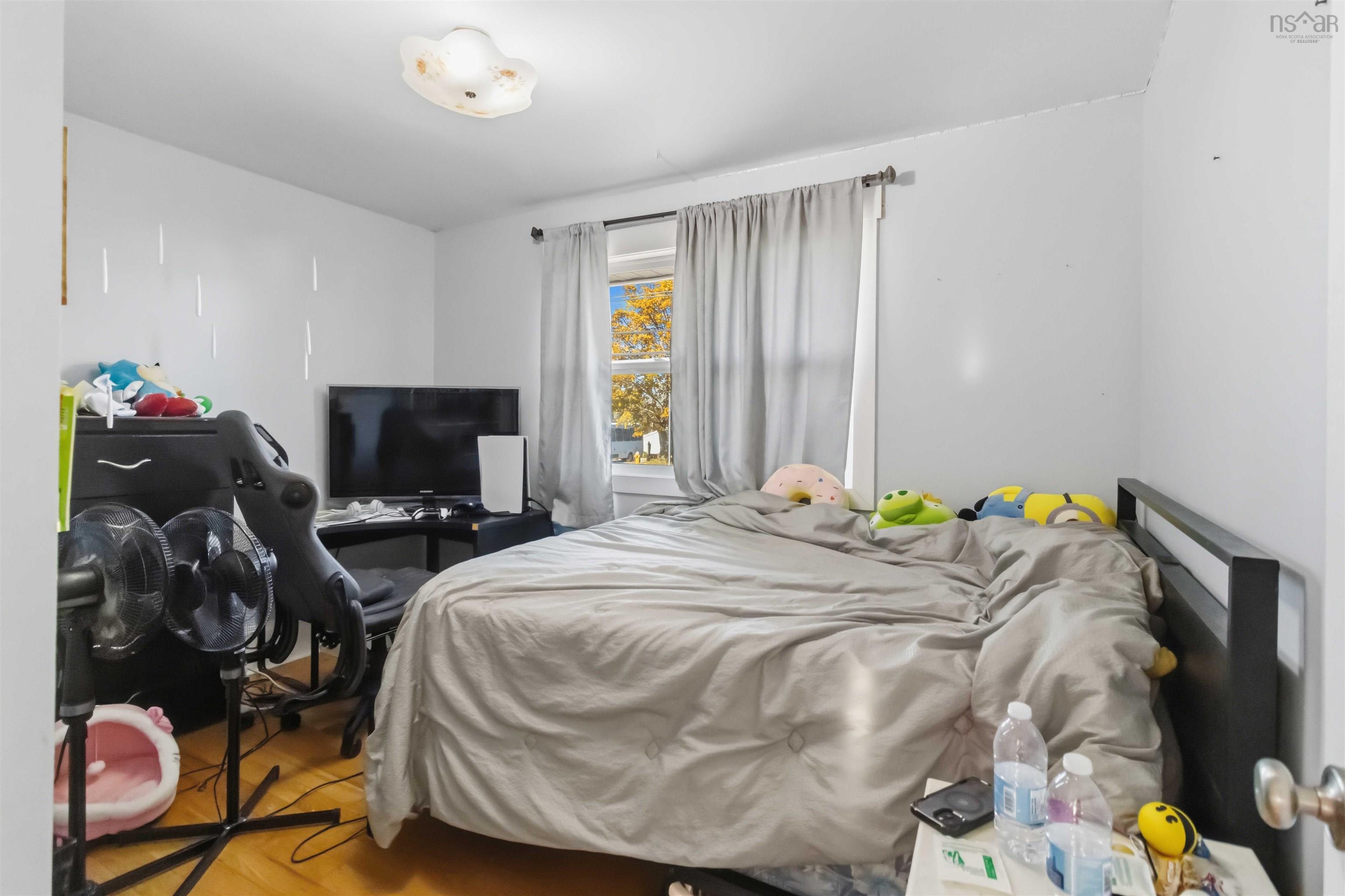View image 15
