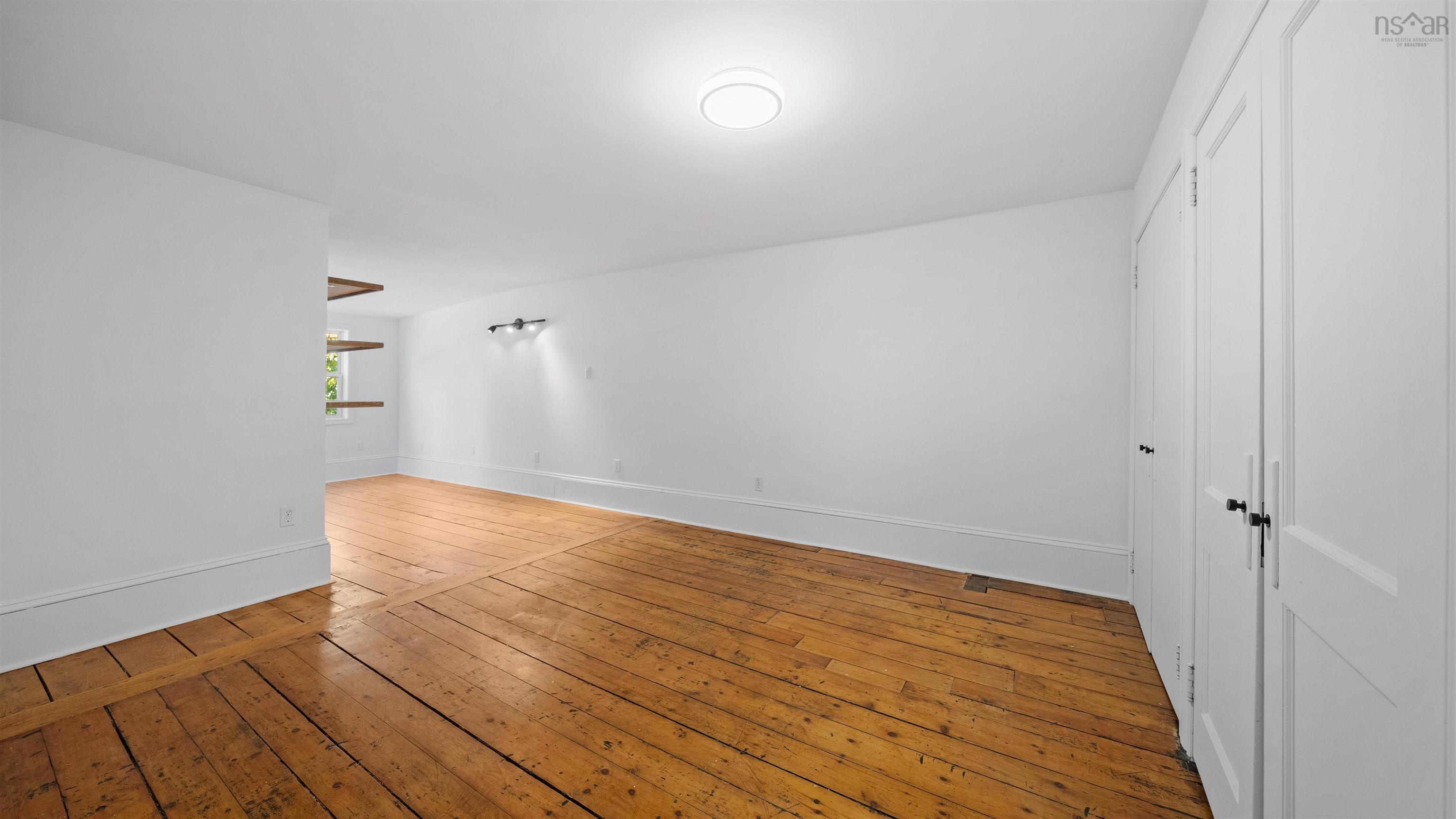 View image 19