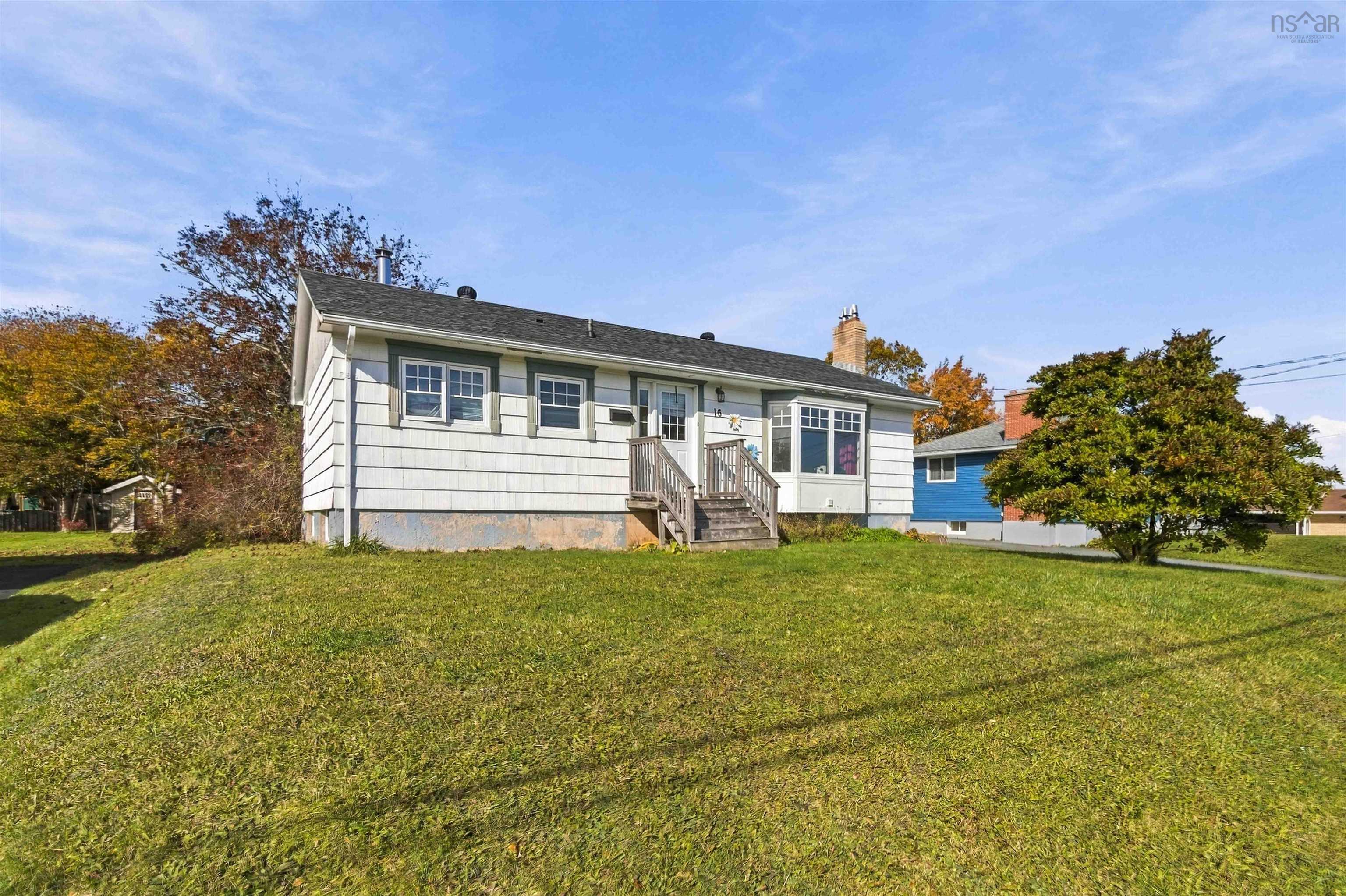 Thumbnail image for 16 Laurie Drive Drive MLS<sup>®</sup> 202626976