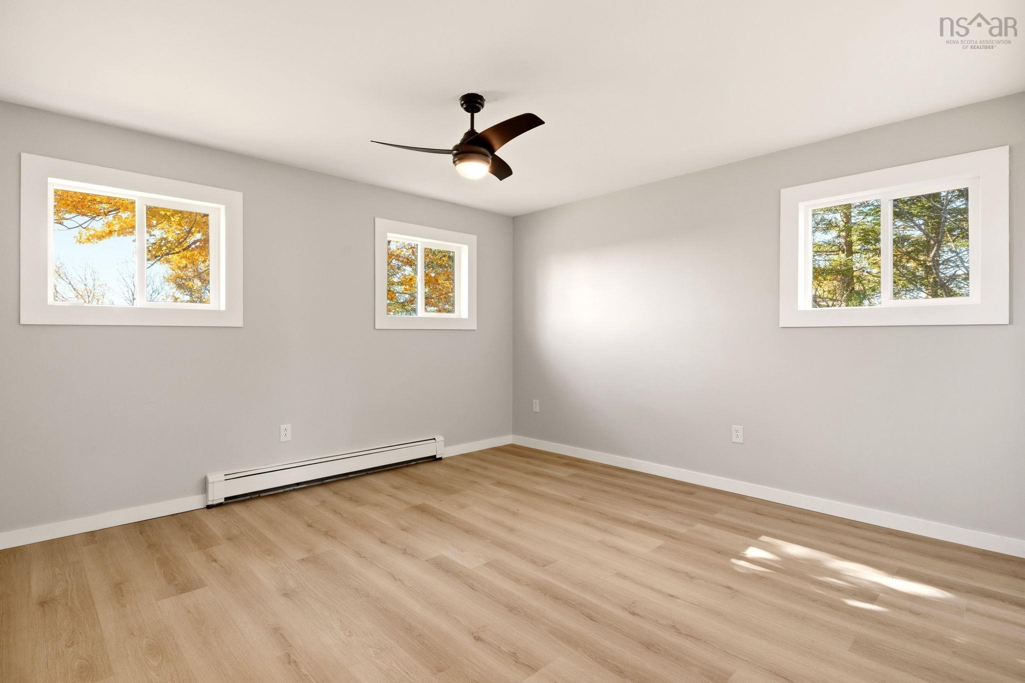 View image 18