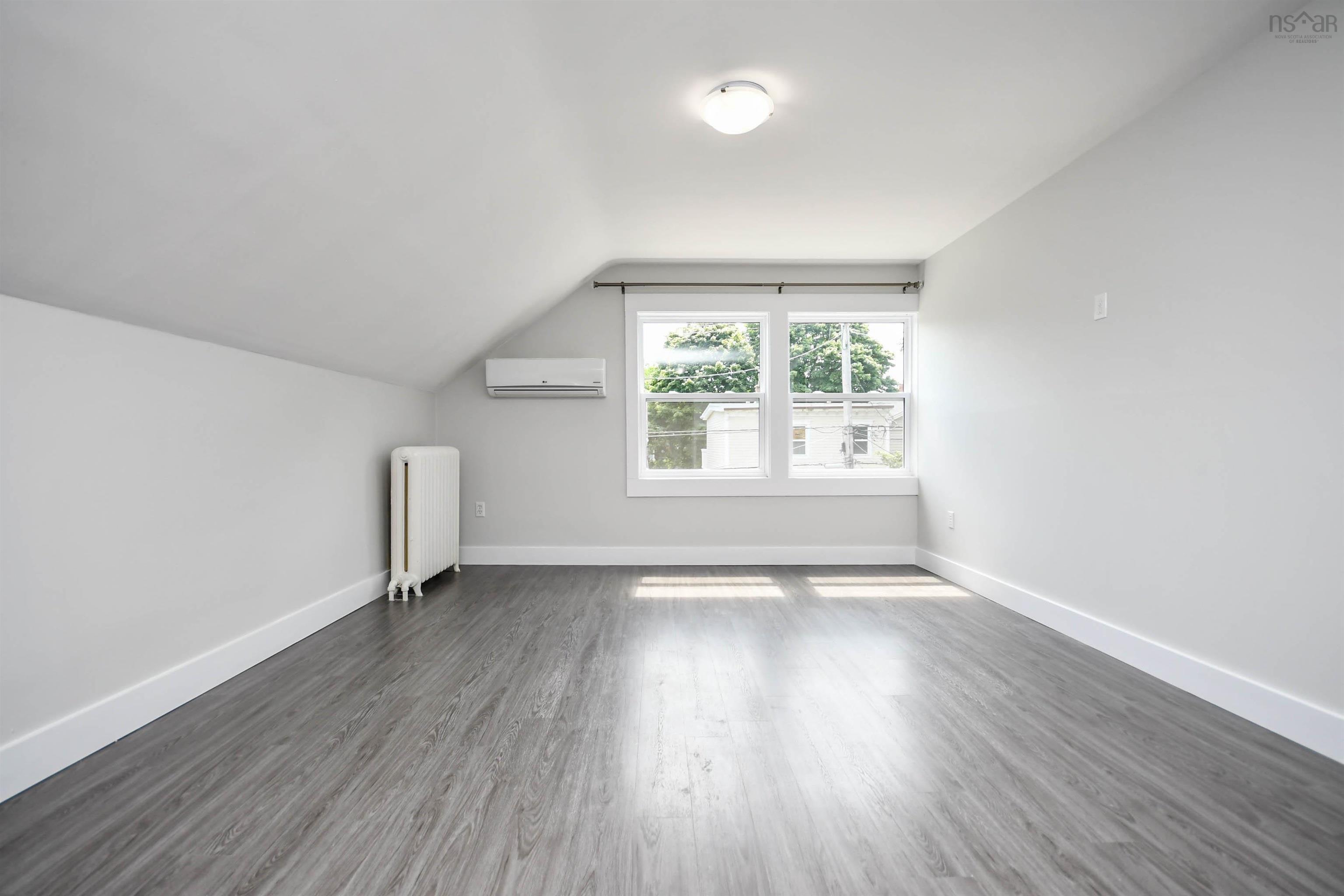 View image 17