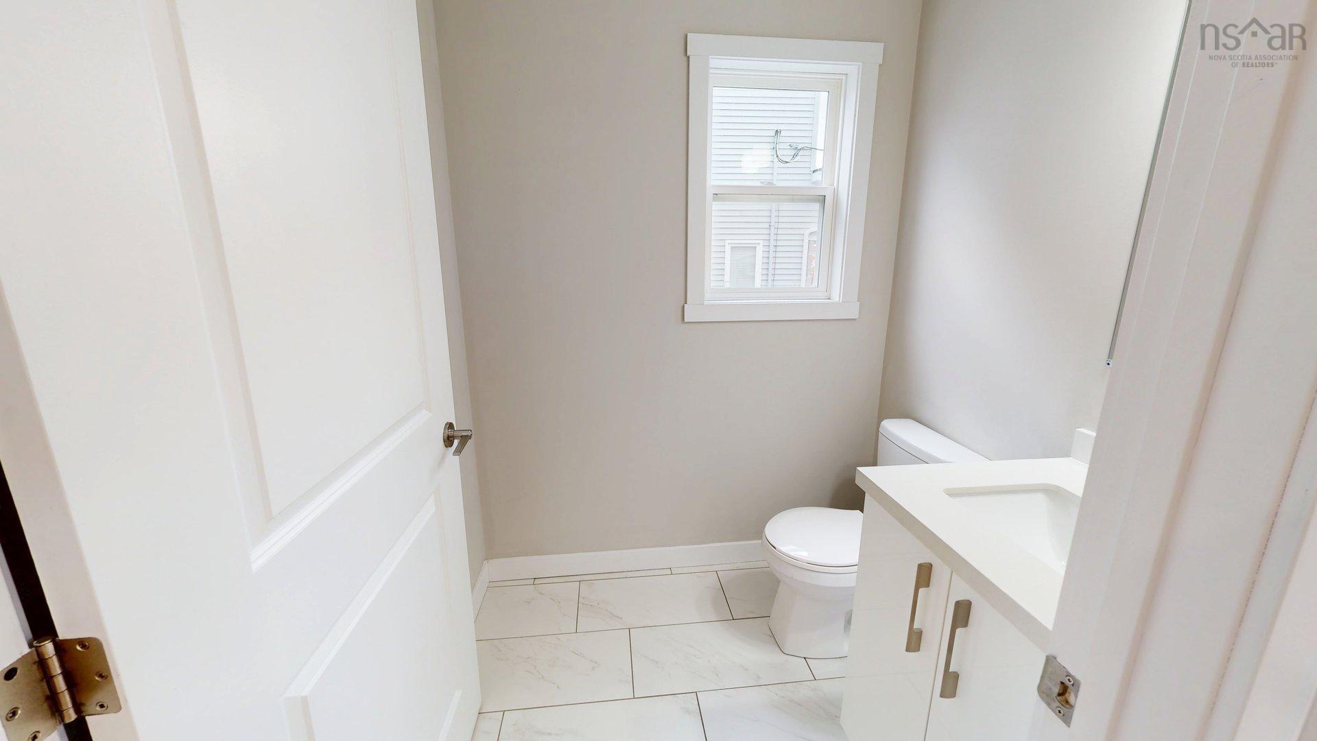 View image 11