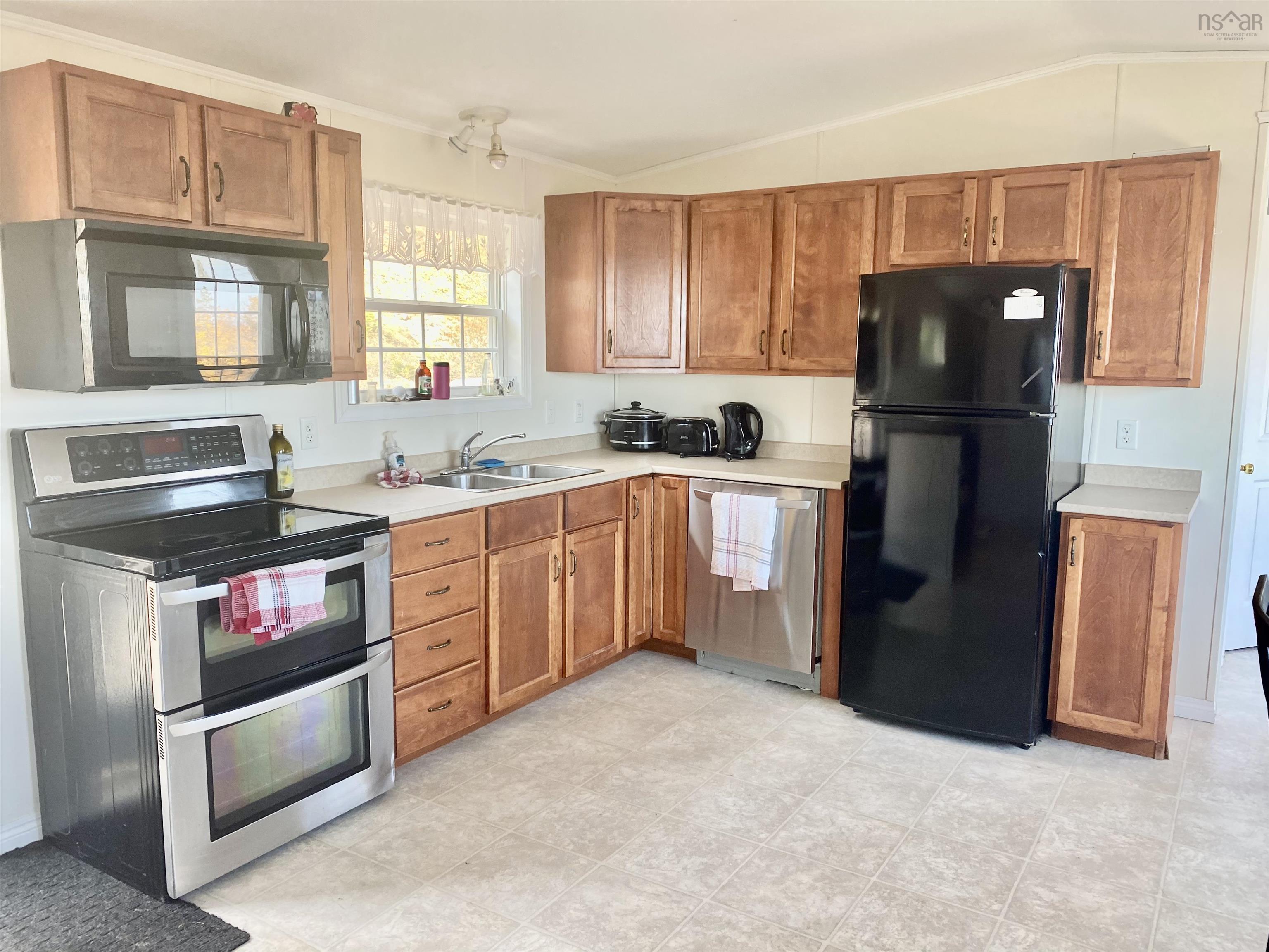 Thumbnail image for 4289 Marble Mountain Road MLS<sup>®</sup> 202412342