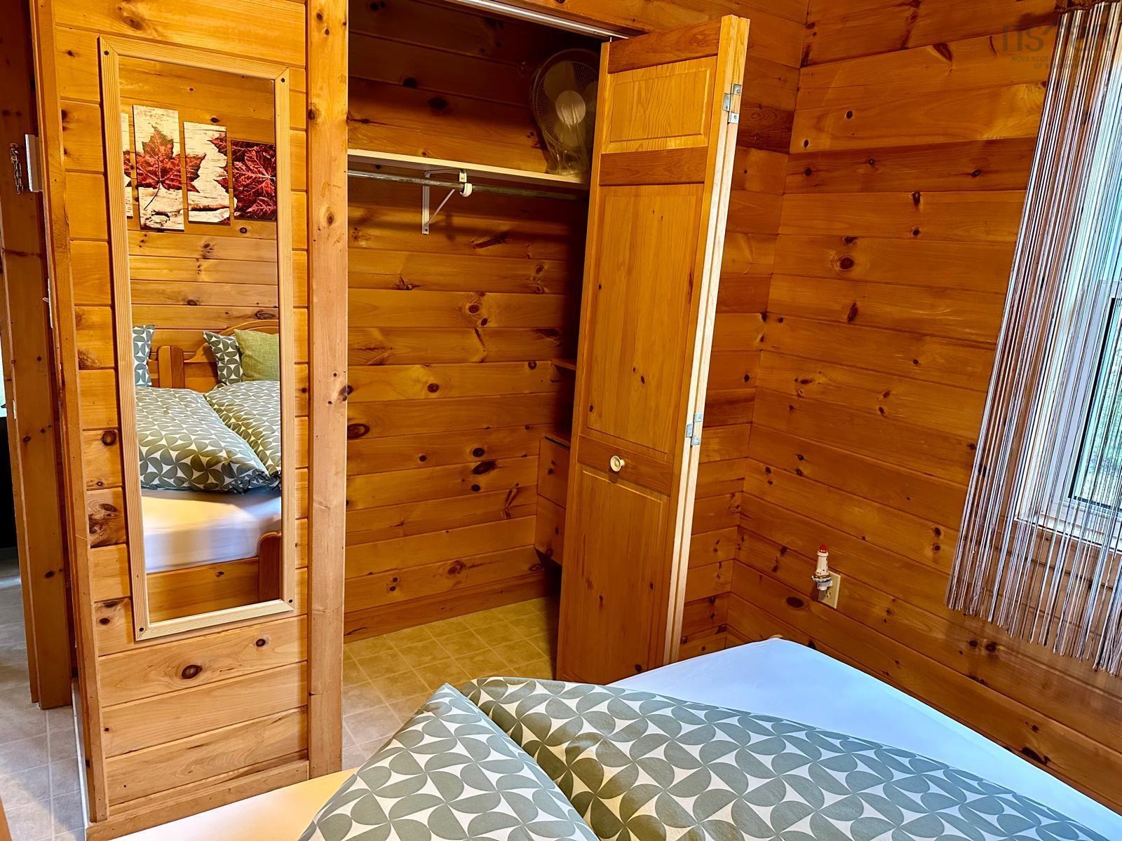 Thumbnail image for 34 Eagle Valley Road MLS<sup>®</sup> 202412409