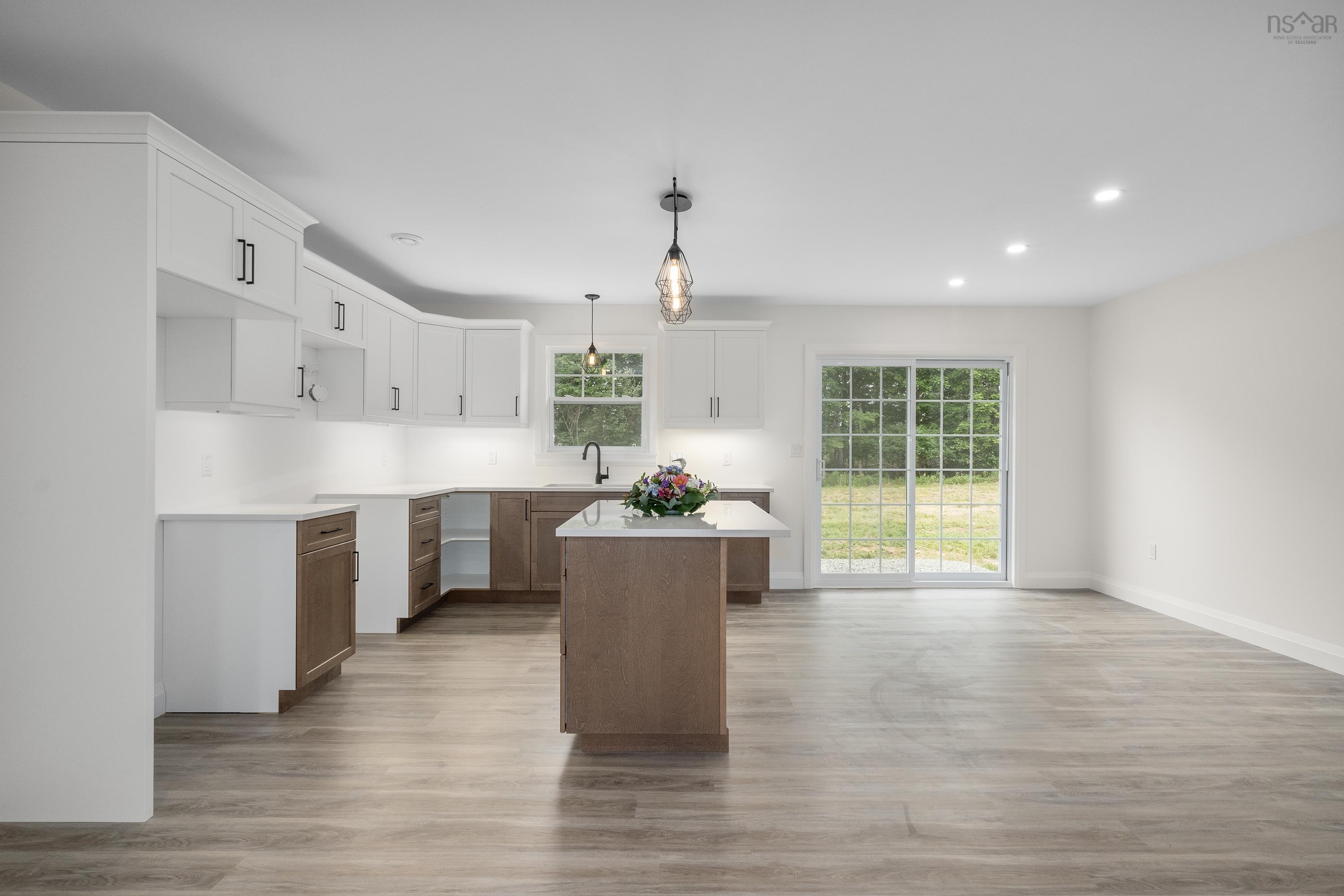 Thumbnail image for 3045 Northfield Road MLS<sup>®</sup> 202417736