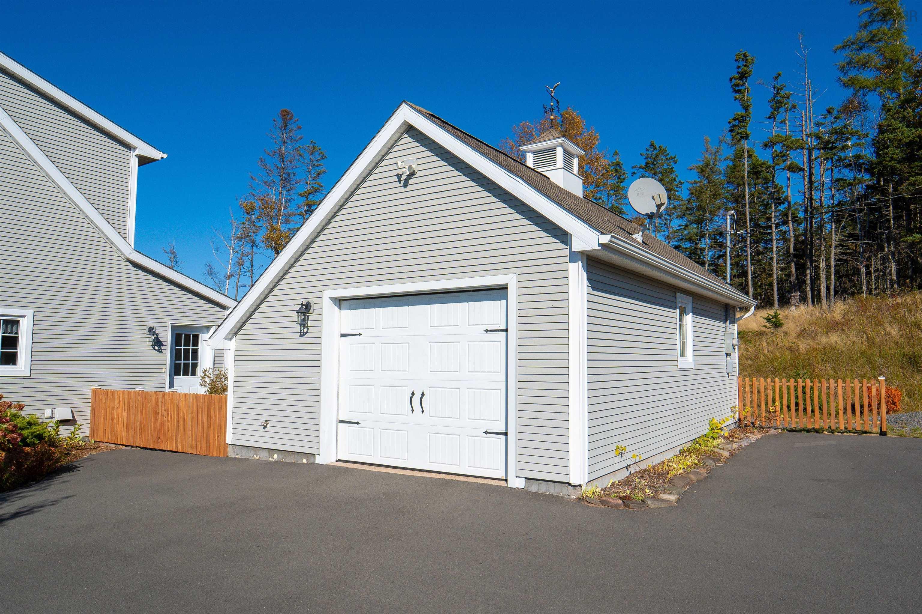 Thumbnail image for 893 Two Islands Road MLS<sup>®</sup> 202425049