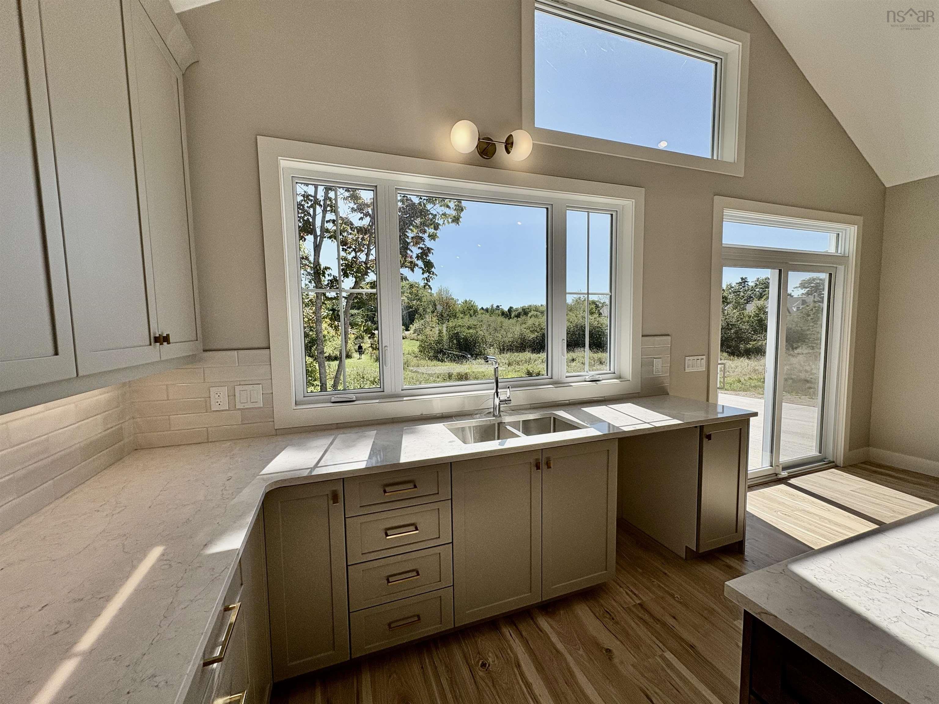 Thumbnail image for 40 Shirewood Lane MLS<sup>®</sup> 202427185