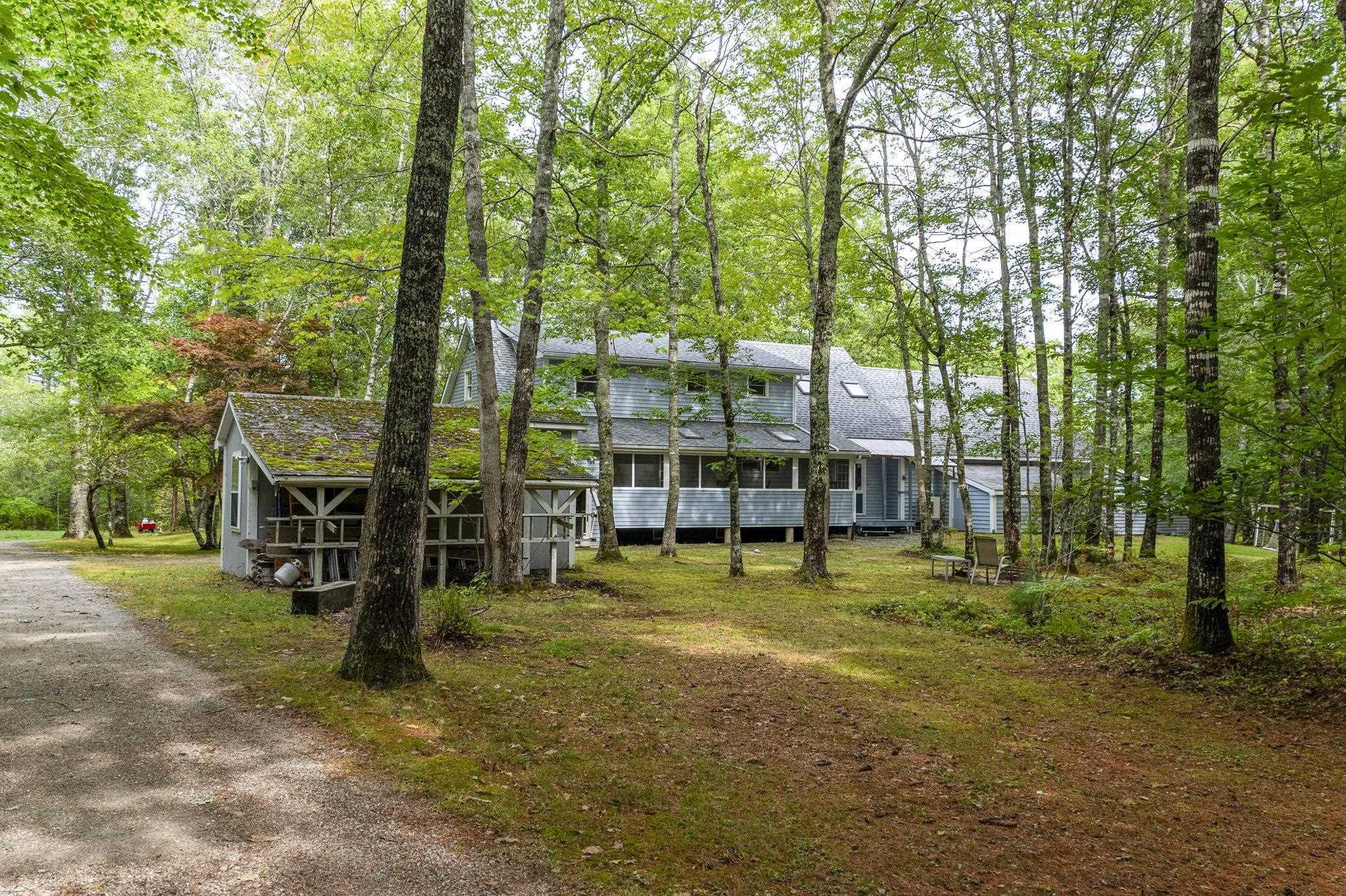 Thumbnail image for 7718 Highway 3 MLS<sup>®</sup> 202500290