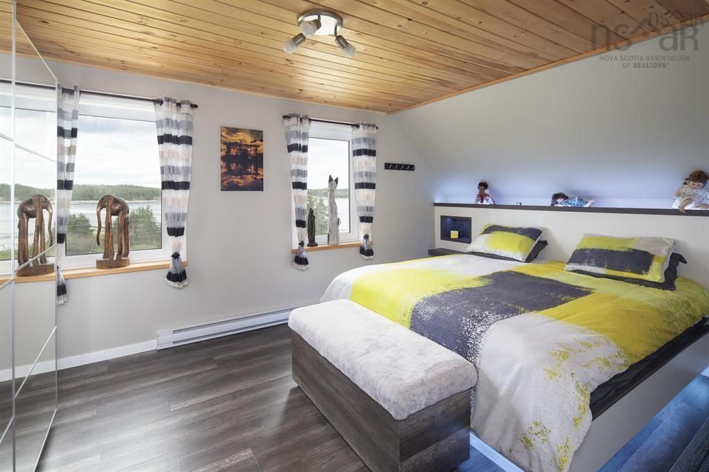 Thumbnail image for 150 New Harbour Road MLS<sup>®</sup> 202500374