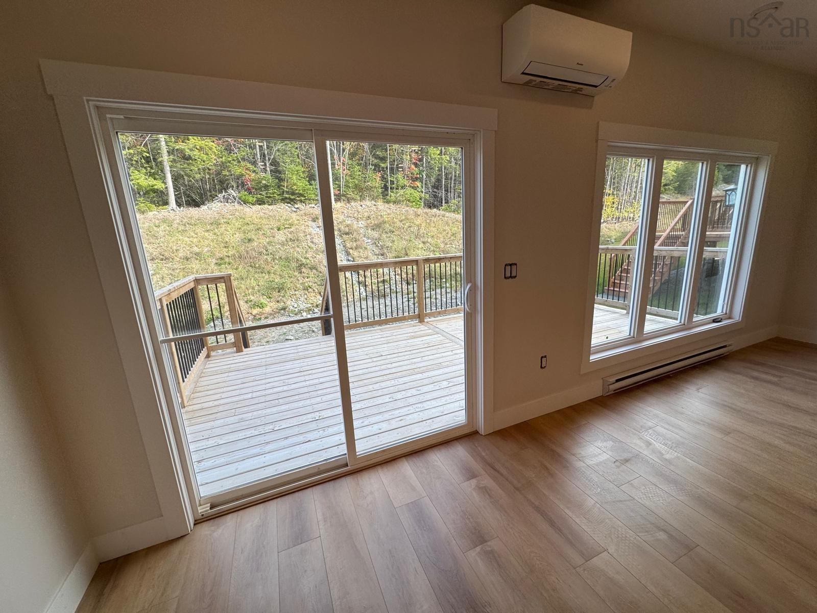 Thumbnail image for 18 70 Pearlgarden Close MLS<sup>®</sup> 202501931