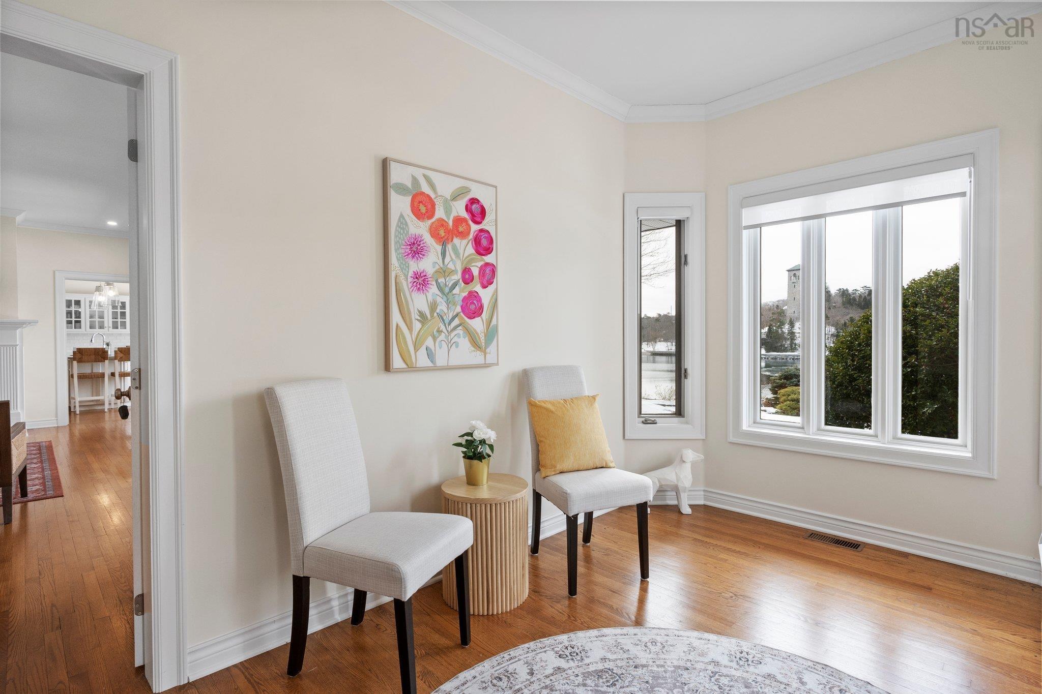 Thumbnail image for 6634 South Street MLS<sup>®</sup> 202503432