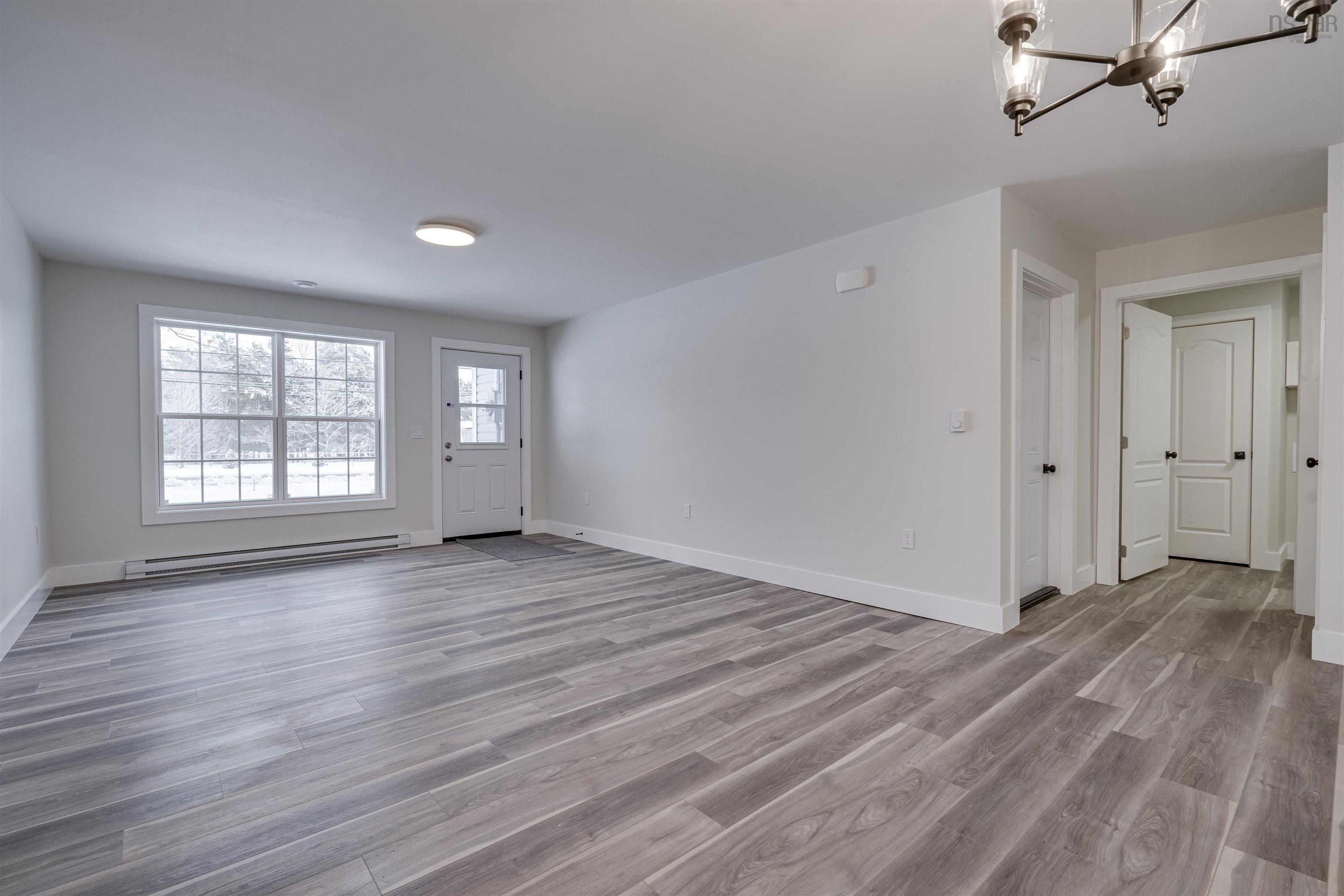 Thumbnail image for 399 Main Street MLS<sup>®</sup> 202503502