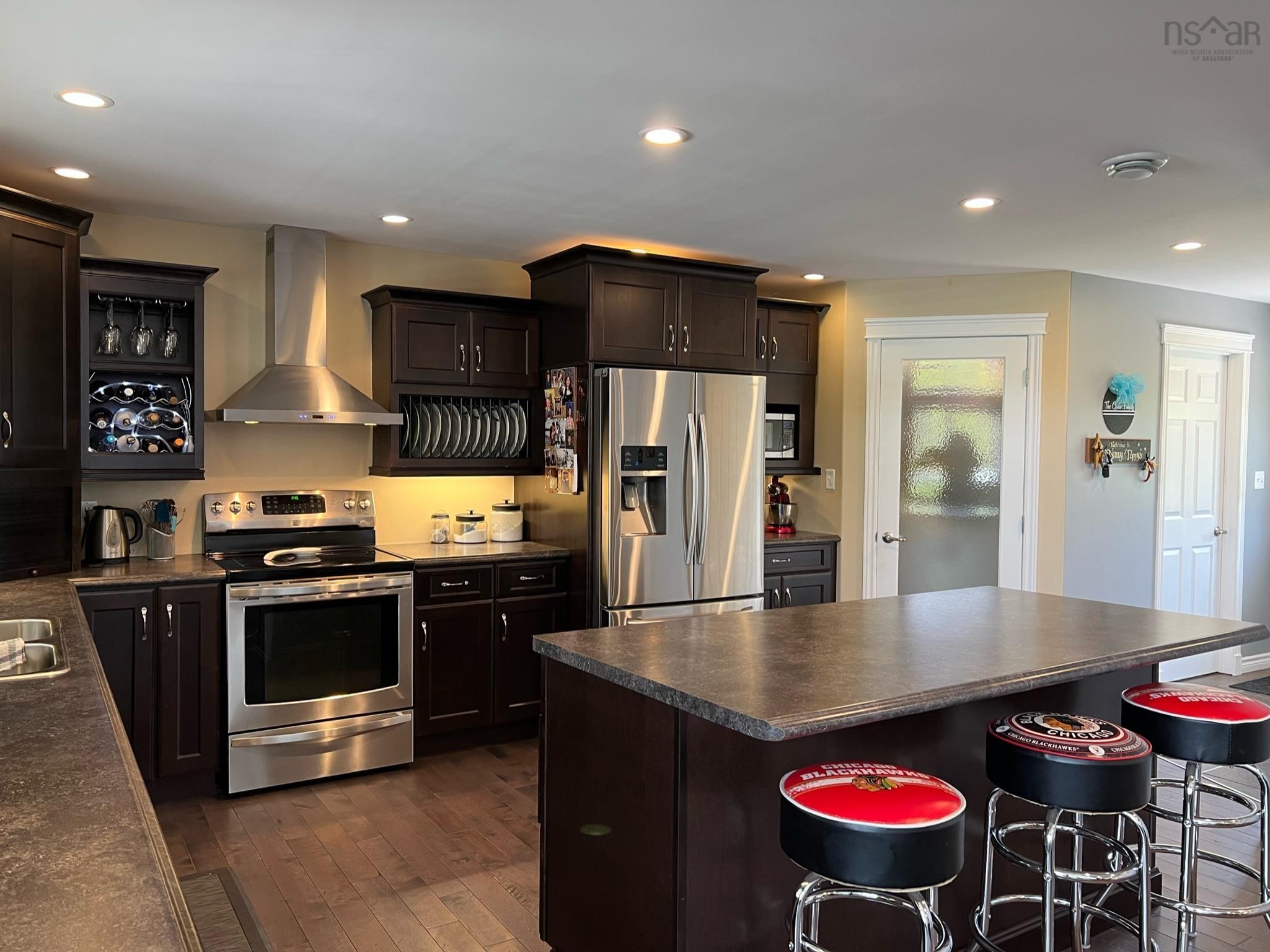 Thumbnail image for 8199 Granite Ridge Road MLS<sup>®</sup> 202504506