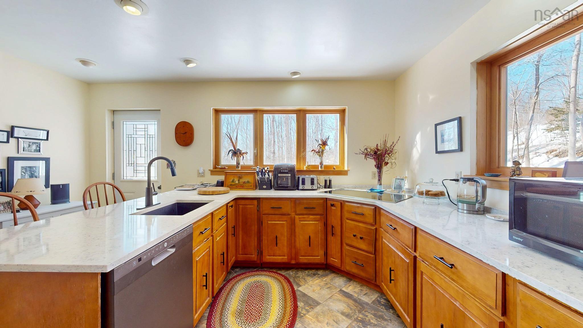 Thumbnail image for 8 Foleaze Park Drive MLS<sup>®</sup> 202504669