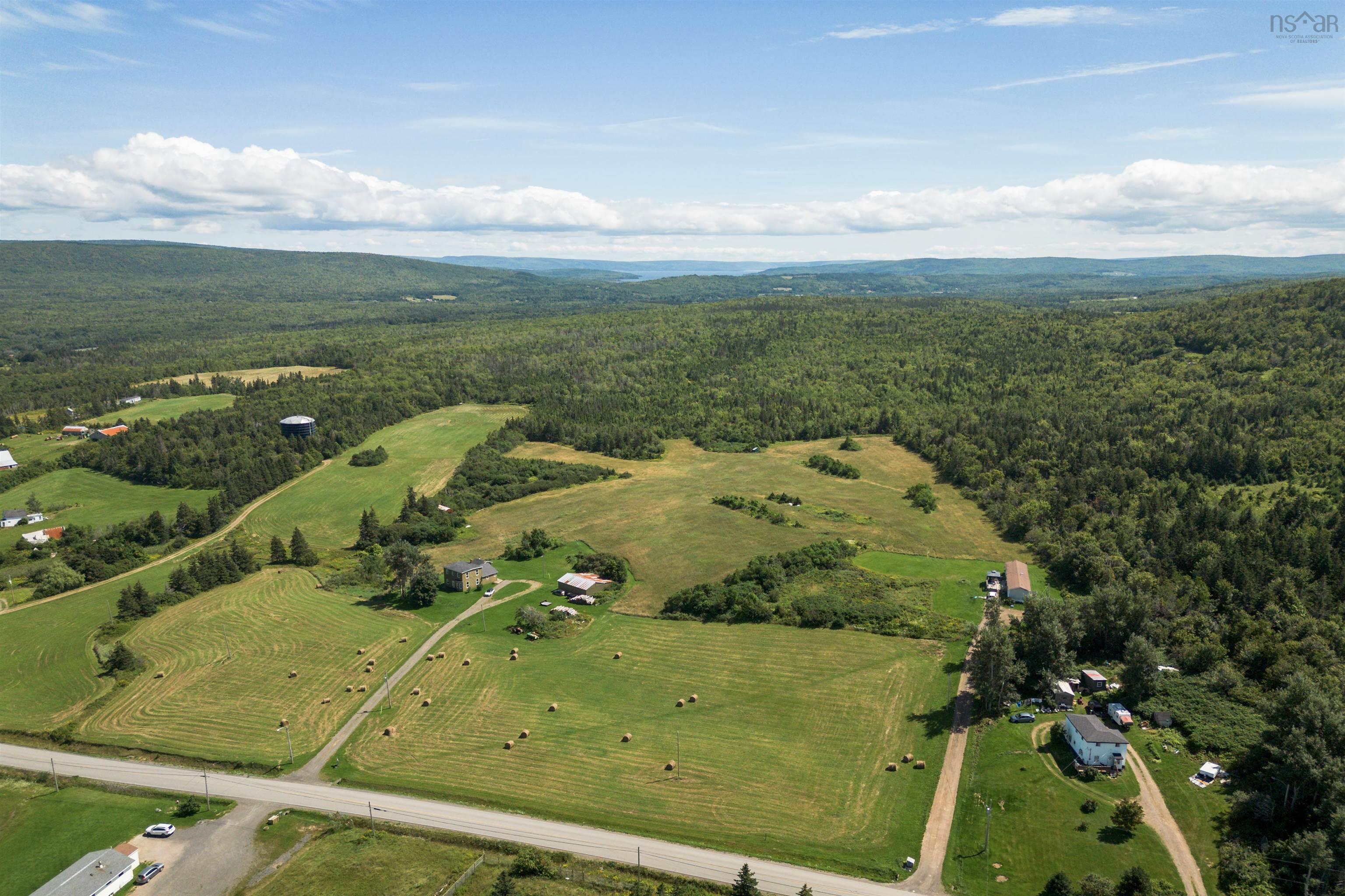 Thumbnail image for 271 Broad Cove Banks Road MLS<sup>®</sup> 202504832