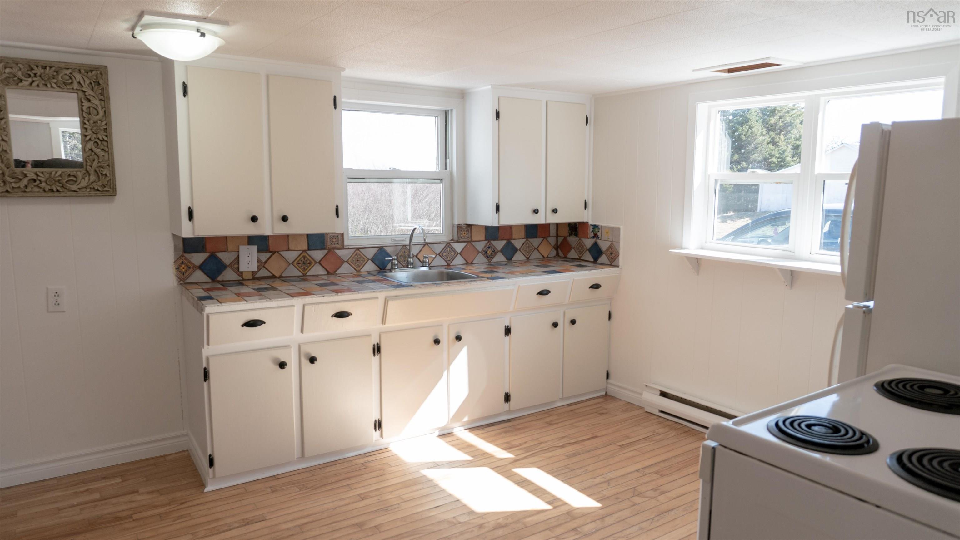 Thumbnail image for 2105 Port Latour Road MLS<sup>®</sup> 202505490